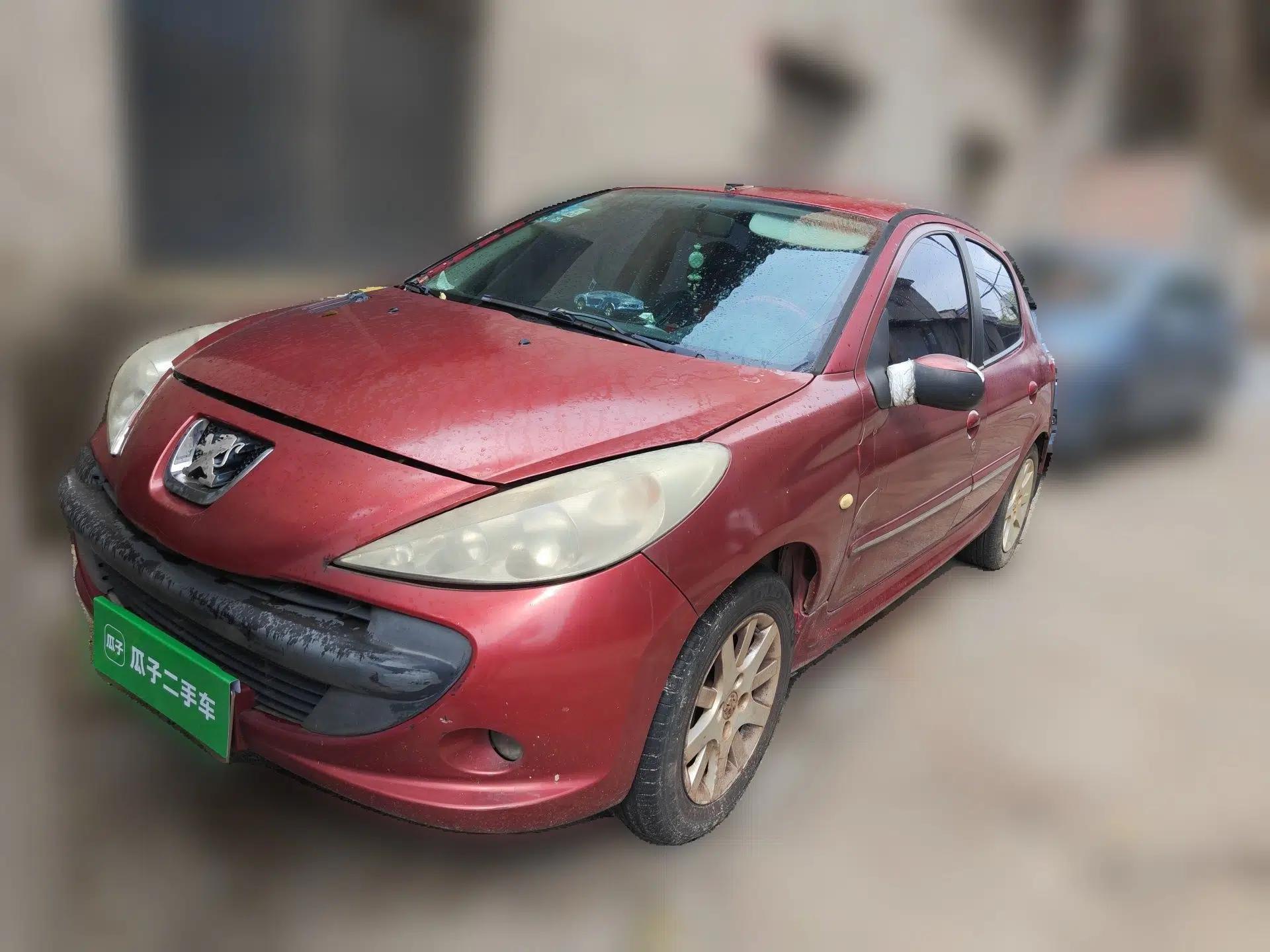 Peugeot 207 2010 Hatchback 1.4L Manual Yule Edition — миниатюра 1