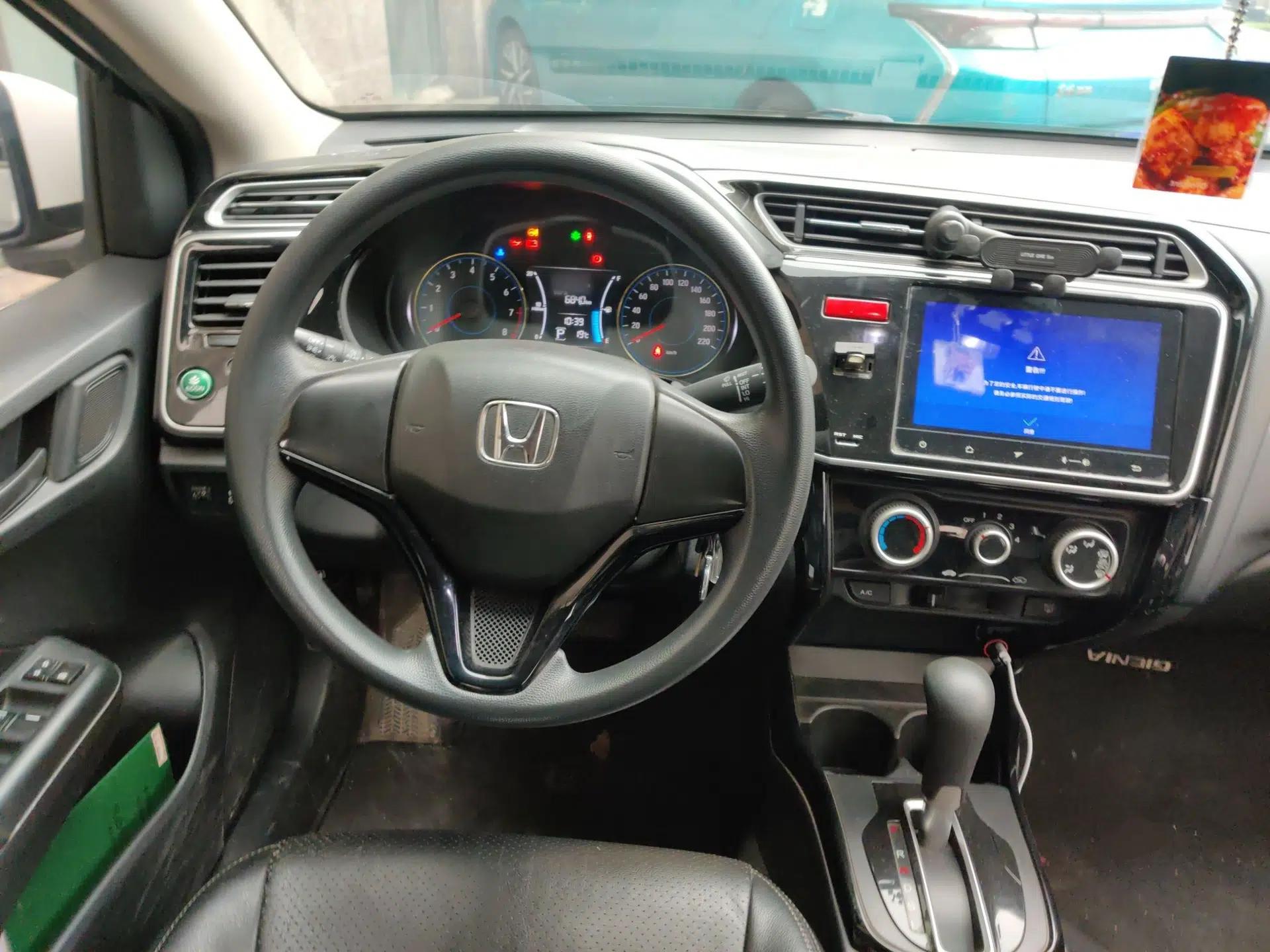 Honda Gienia 2017 1.5L CVT Comfort Version — миниатюра 11