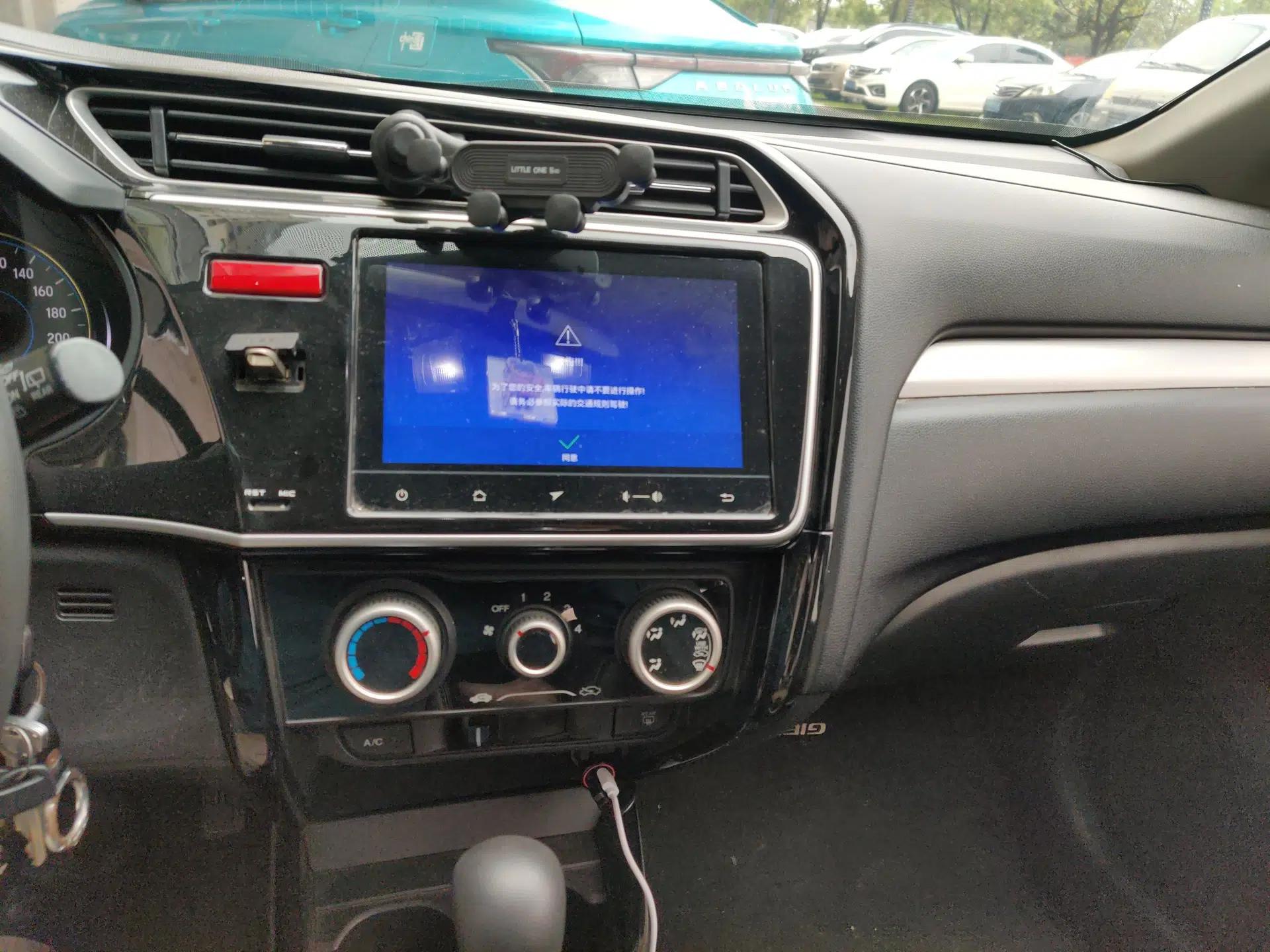 Honda Gienia 2017 1.5L CVT Comfort Version — миниатюра 14