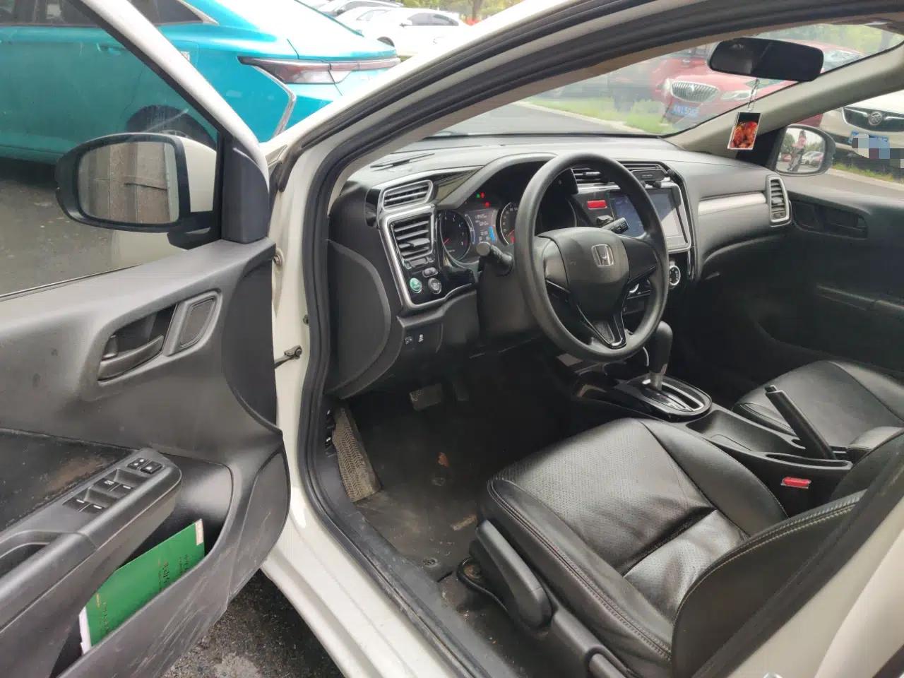 Honda Gienia 2017 1.5L CVT Comfort Version — миниатюра 17