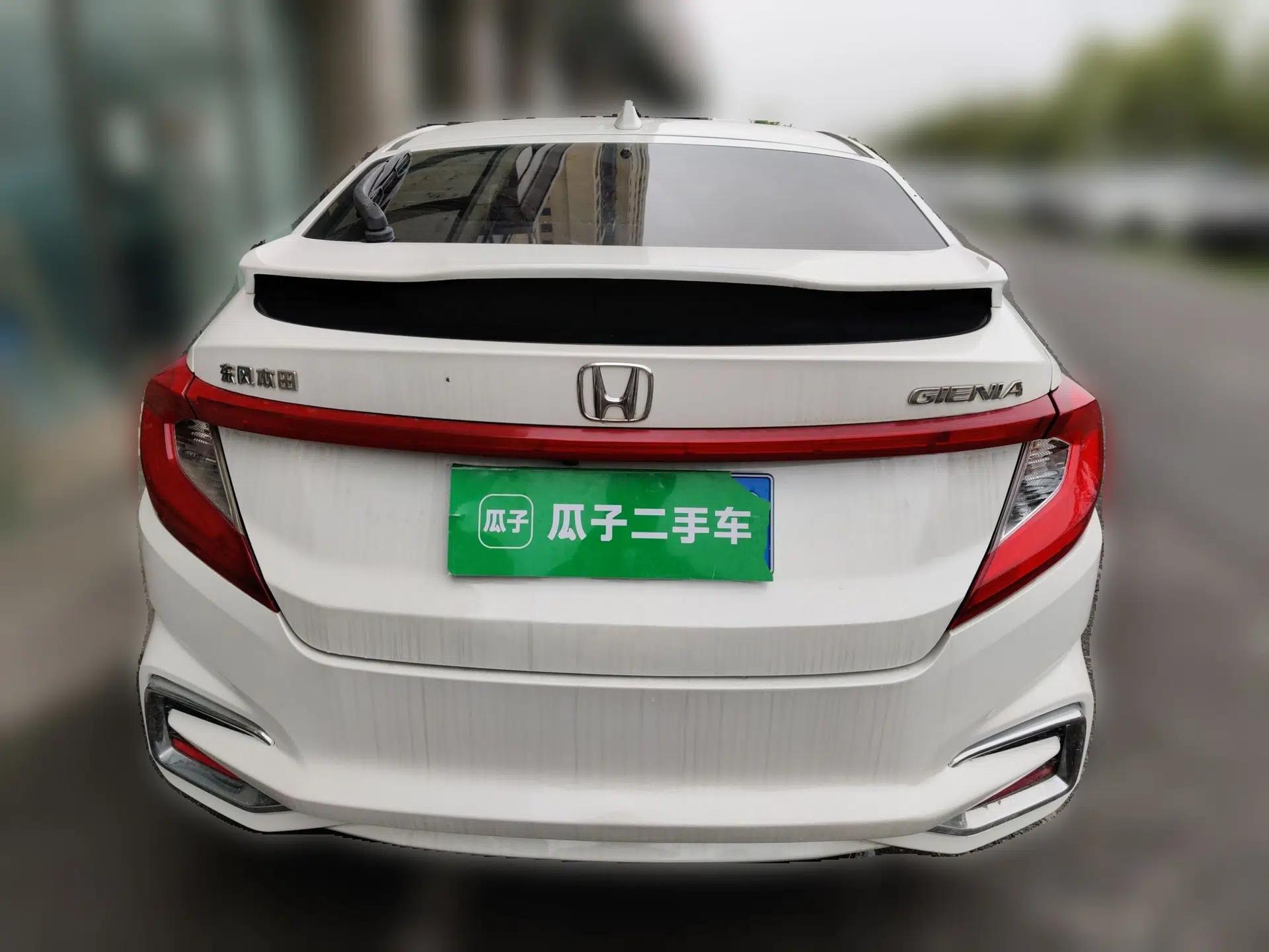 Honda Gienia 2017 1.5L CVT Comfort Version — миниатюра 5