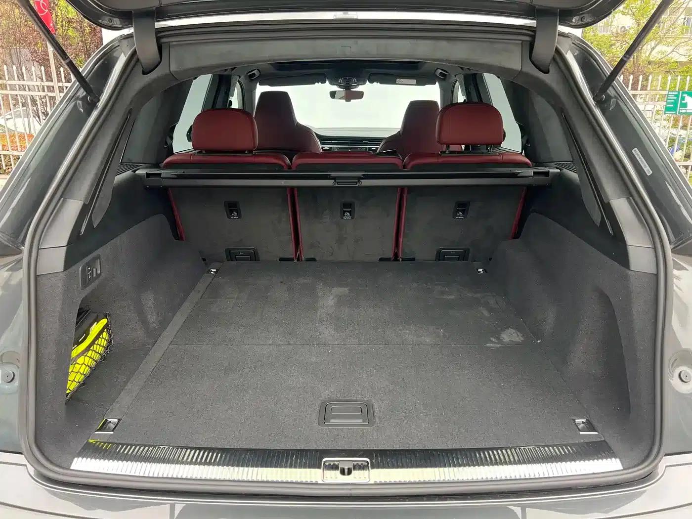 Audi SQ7 2024 4.0 TFSI — миниатюра 8
