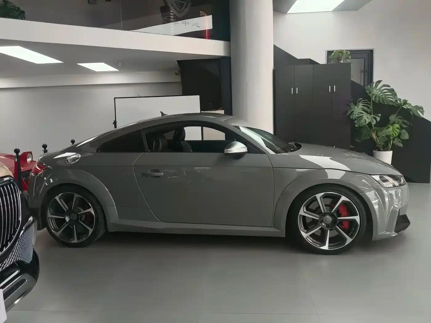 Audi TT RS 2017 TT RS 2.5T Coupe — миниатюра 4
