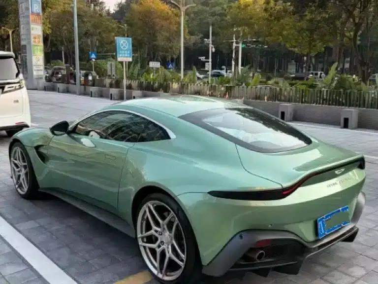 2018 V8 Vantage 4.0T V8 Coupe — миниатюра 4