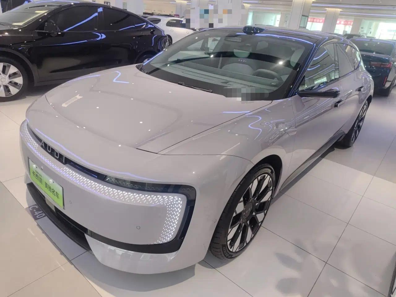 Audi E5 Sportback 2026 Flagship Quattro Model — миниатюра 1