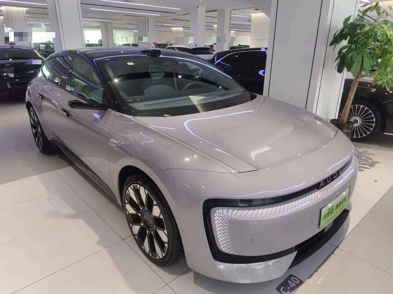 Audi E5 Sportback 2026 Flagship Quattro Model — миниатюра 3