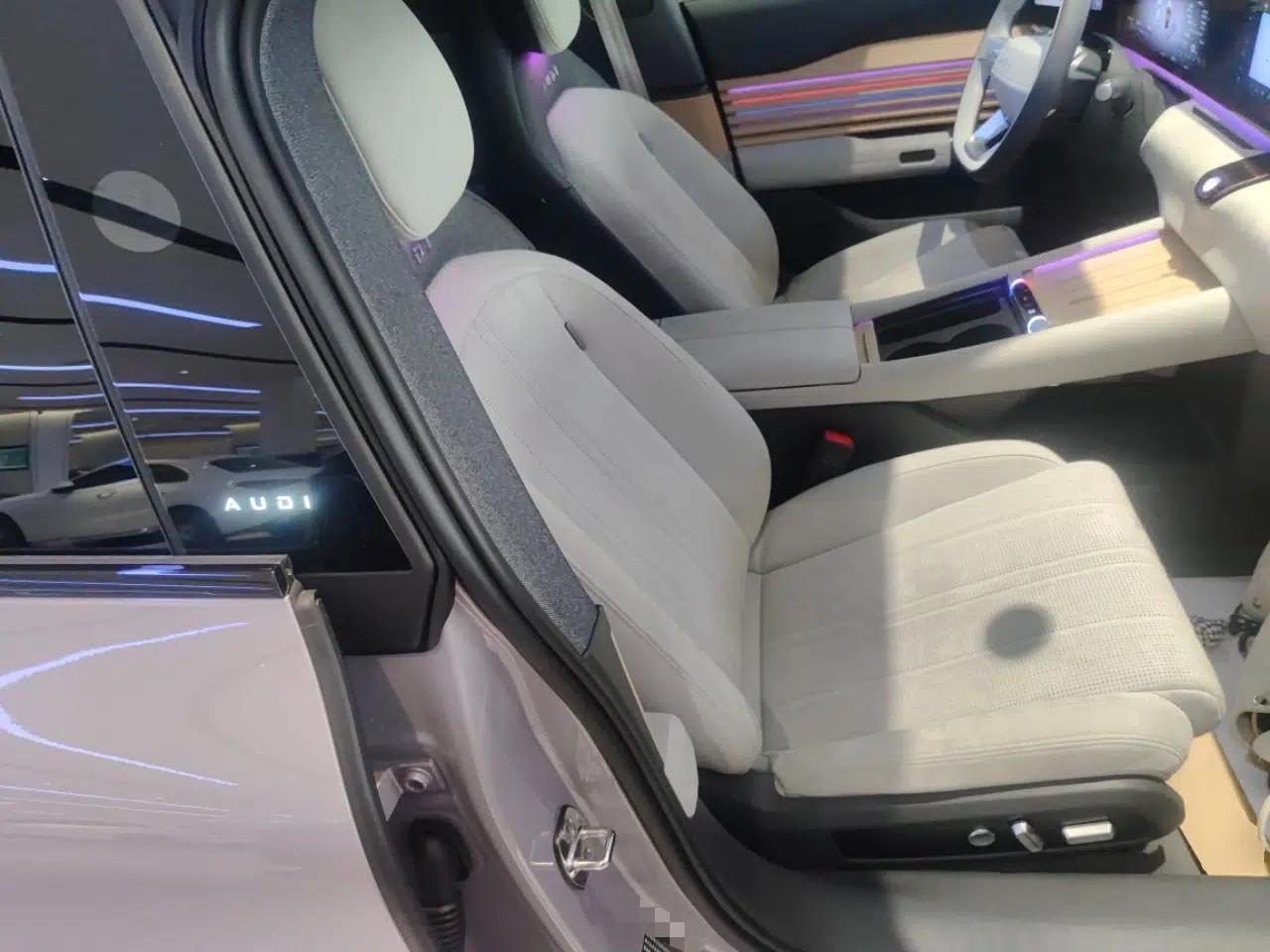 Audi E5 Sportback 2026 Flagship Quattro Model — миниатюра 23