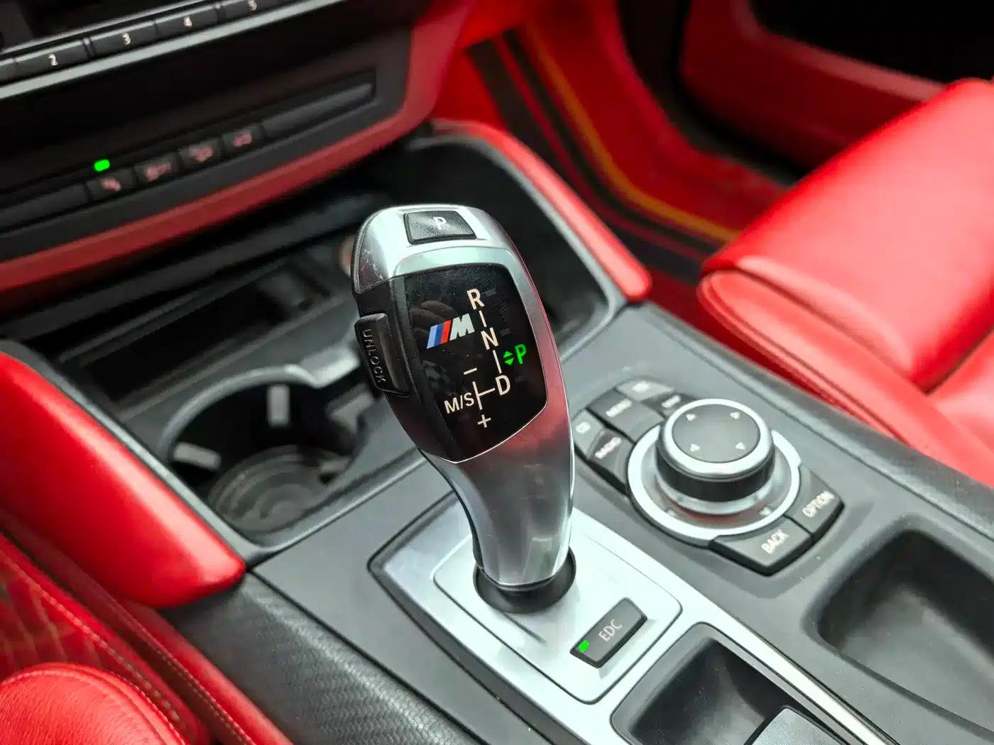 2013 BMW X6 M — миниатюра 10