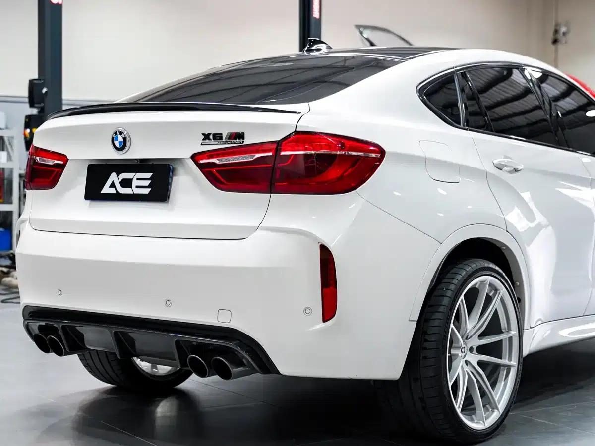 2015 BMW X6 M — миниатюра 11