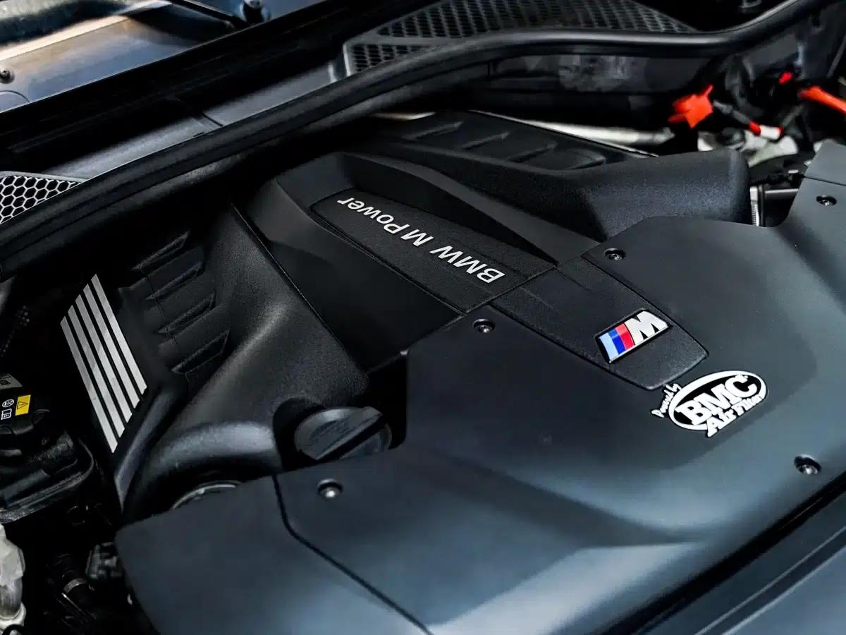 2015 BMW X6 M — миниатюра 16