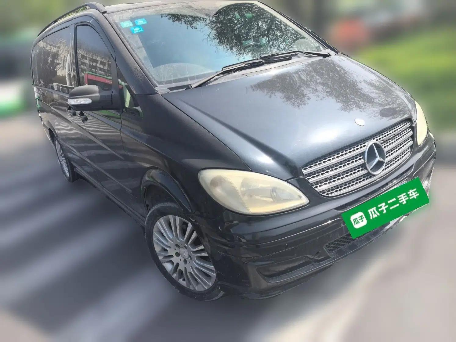Mercedes-Benz Viano 2010 2.5L Prestige Edition — миниатюра 3