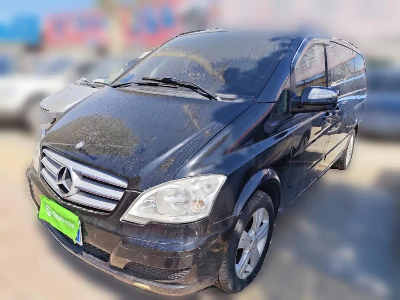 Mercedes-Benz Viano 2011 2.5L Prestige Edition — миниатюра 1