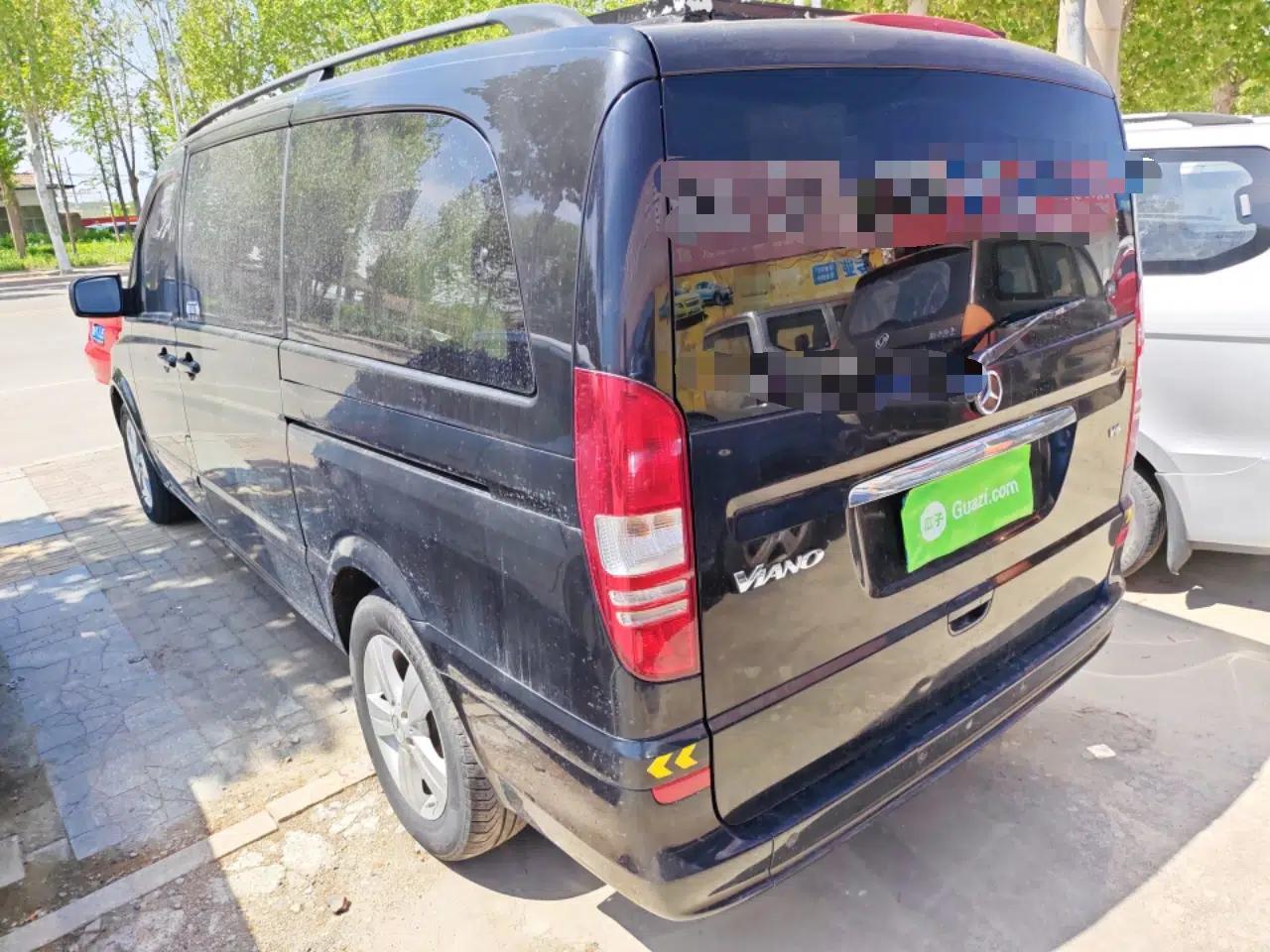Mercedes-Benz Viano 2011 2.5L Prestige Edition — миниатюра 4