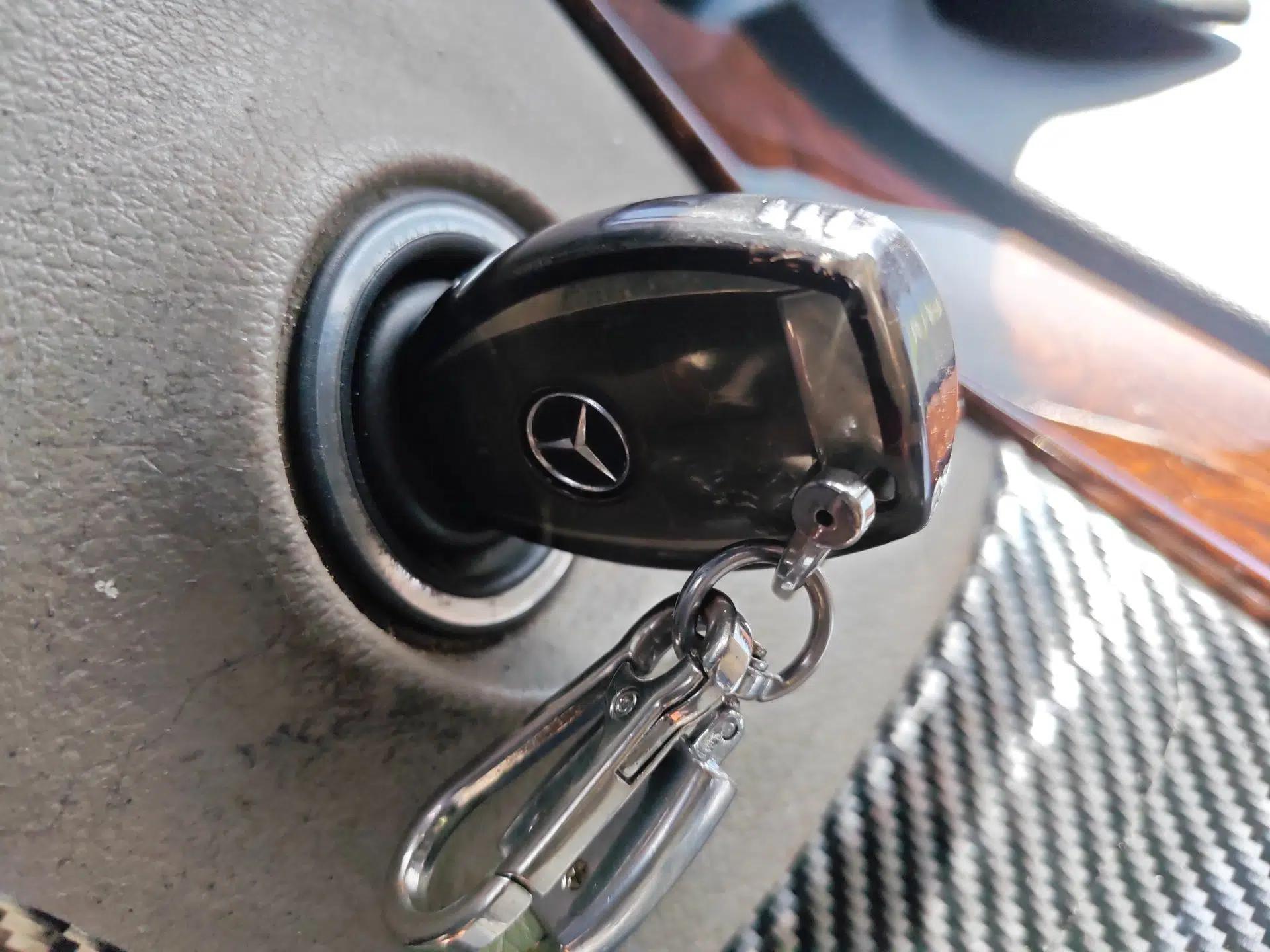 Mercedes-Benz Viano 2011 2.5L Prestige Edition — миниатюра 9