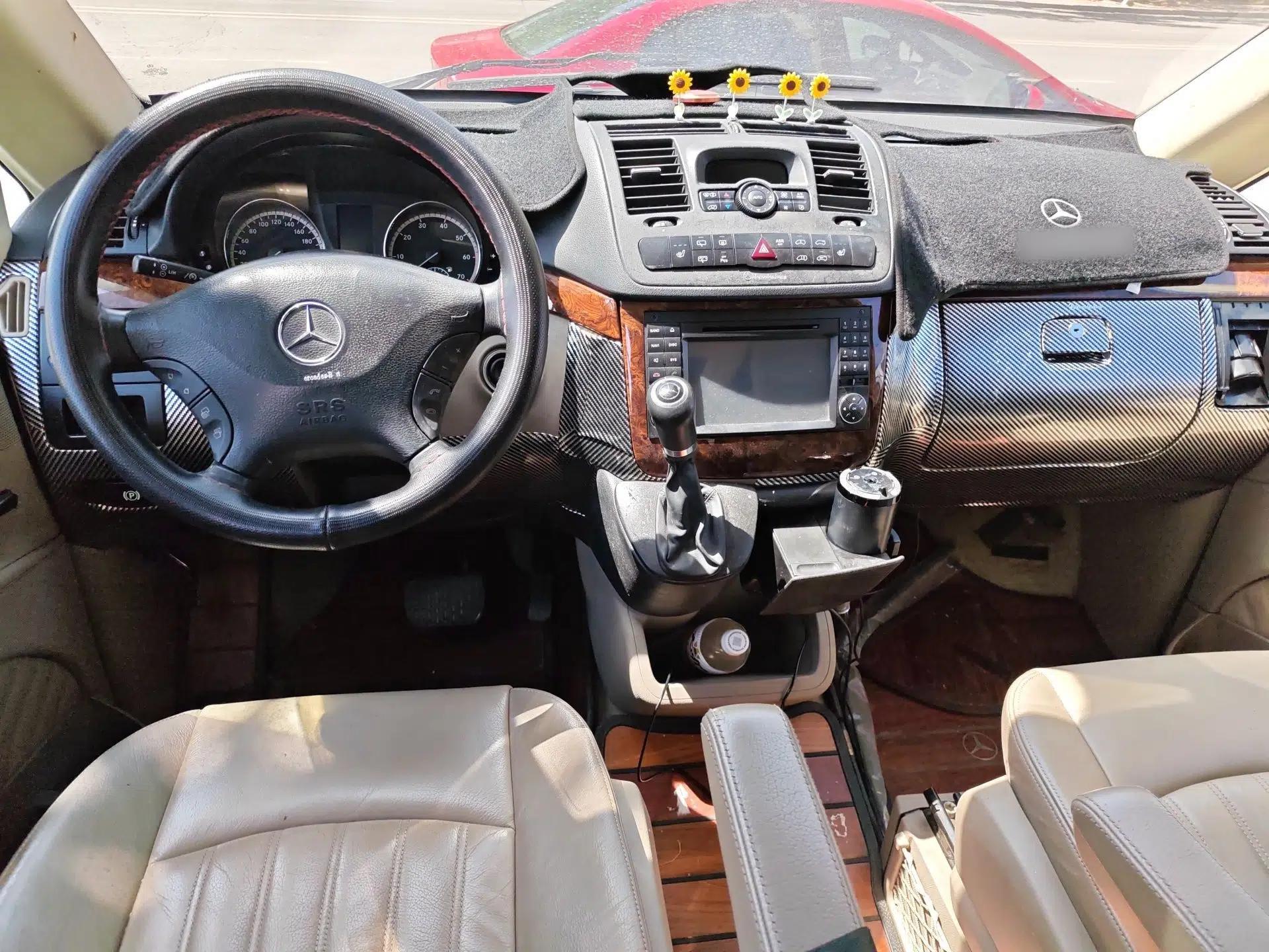 Mercedes-Benz Viano 2011 2.5L Prestige Edition — миниатюра 10