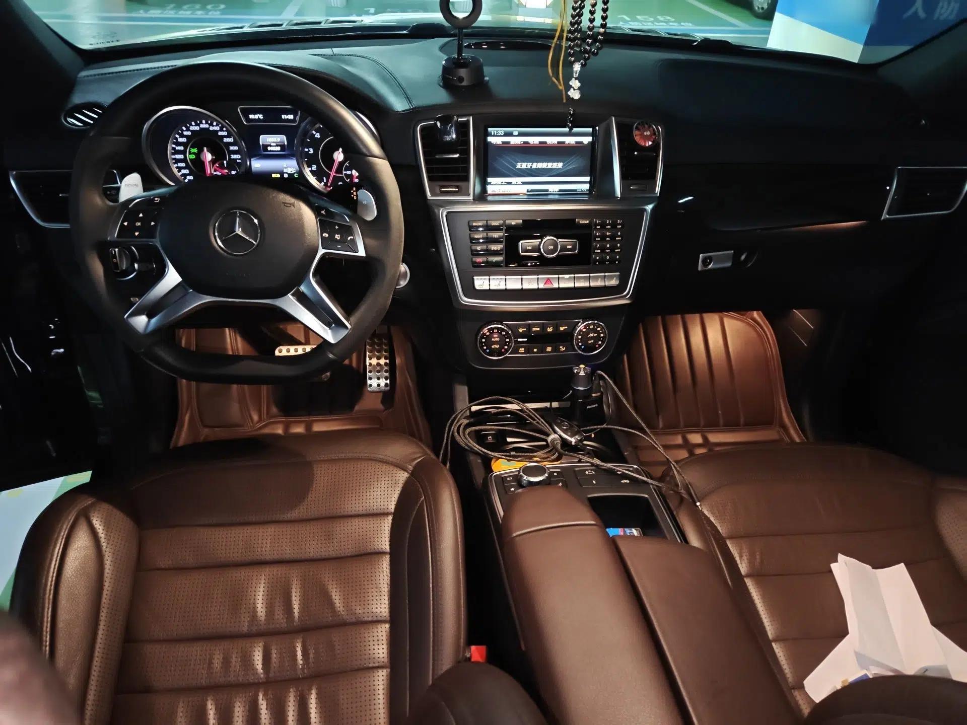 Mercedes-Benz GL-Class AMG 2014 AMG GL 63 — миниатюра 10