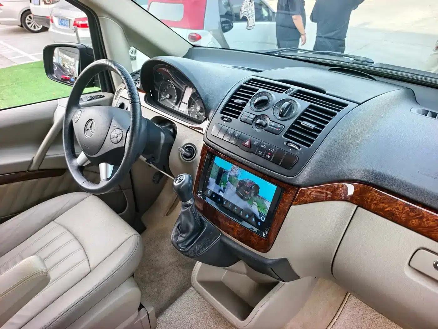 Viano 2015 3.0L Partner Edition — миниатюра 17
