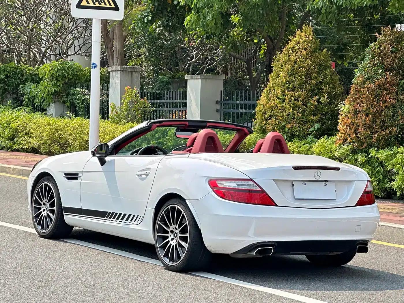 Mercedes-Benz SLK-Class 2011 SLK 200 Fashion Edition — миниатюра 12