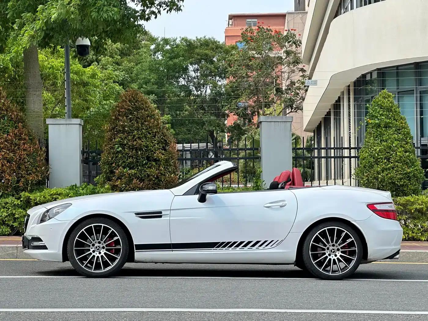 Mercedes-Benz SLK-Class 2011 SLK 200 Fashion Edition — миниатюра 4