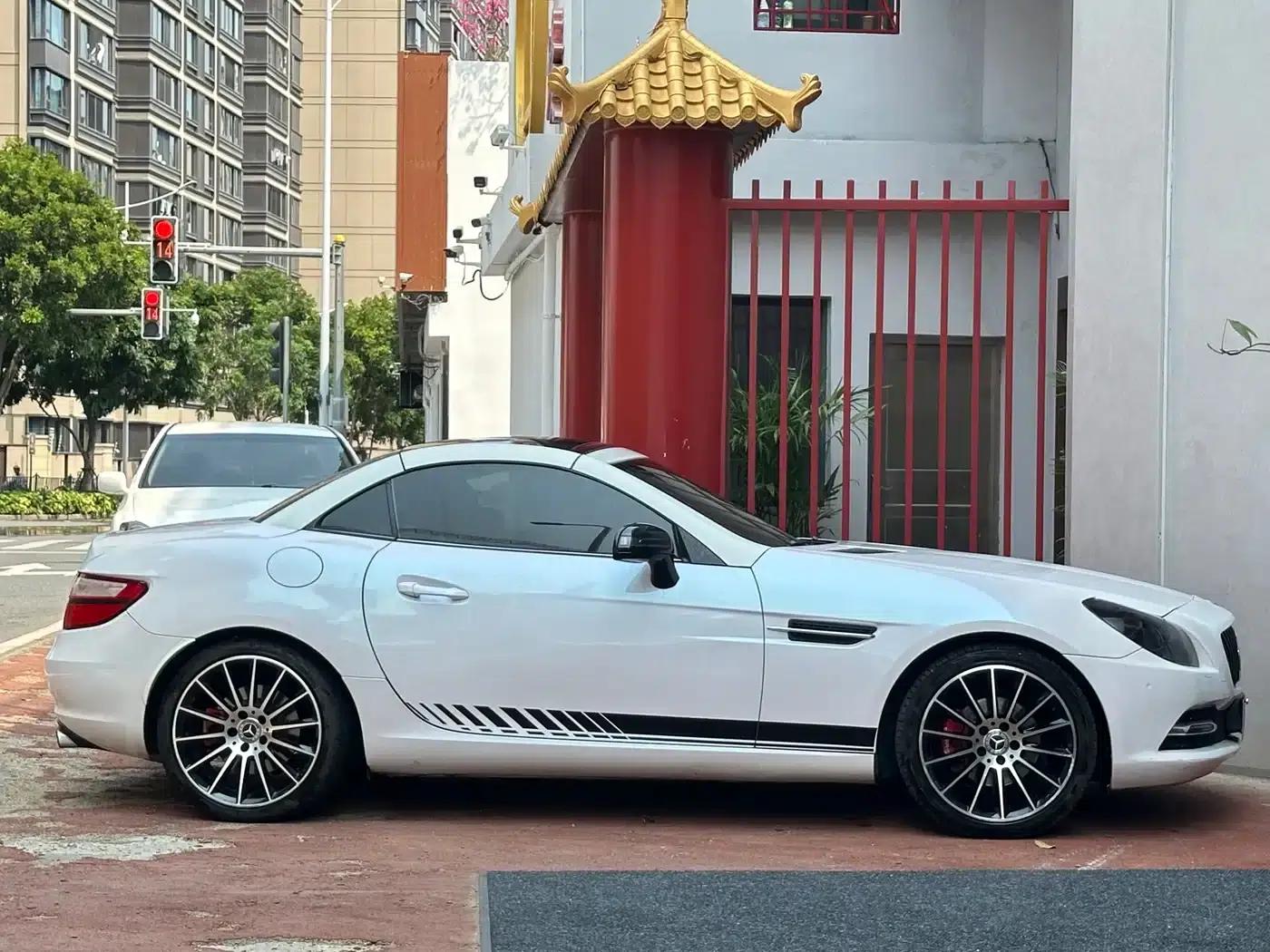 Mercedes-Benz SLK-Class 2011 SLK 200 Fashion Edition — миниатюра 9