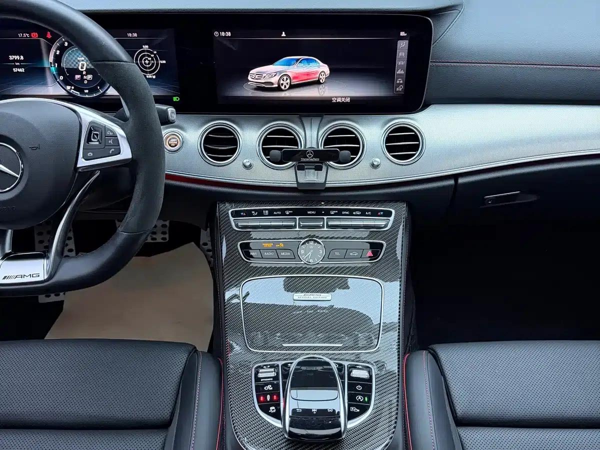2017 Mercedes-Benz E-Class AMG 43 4MATIC Special Edition — миниатюра 13