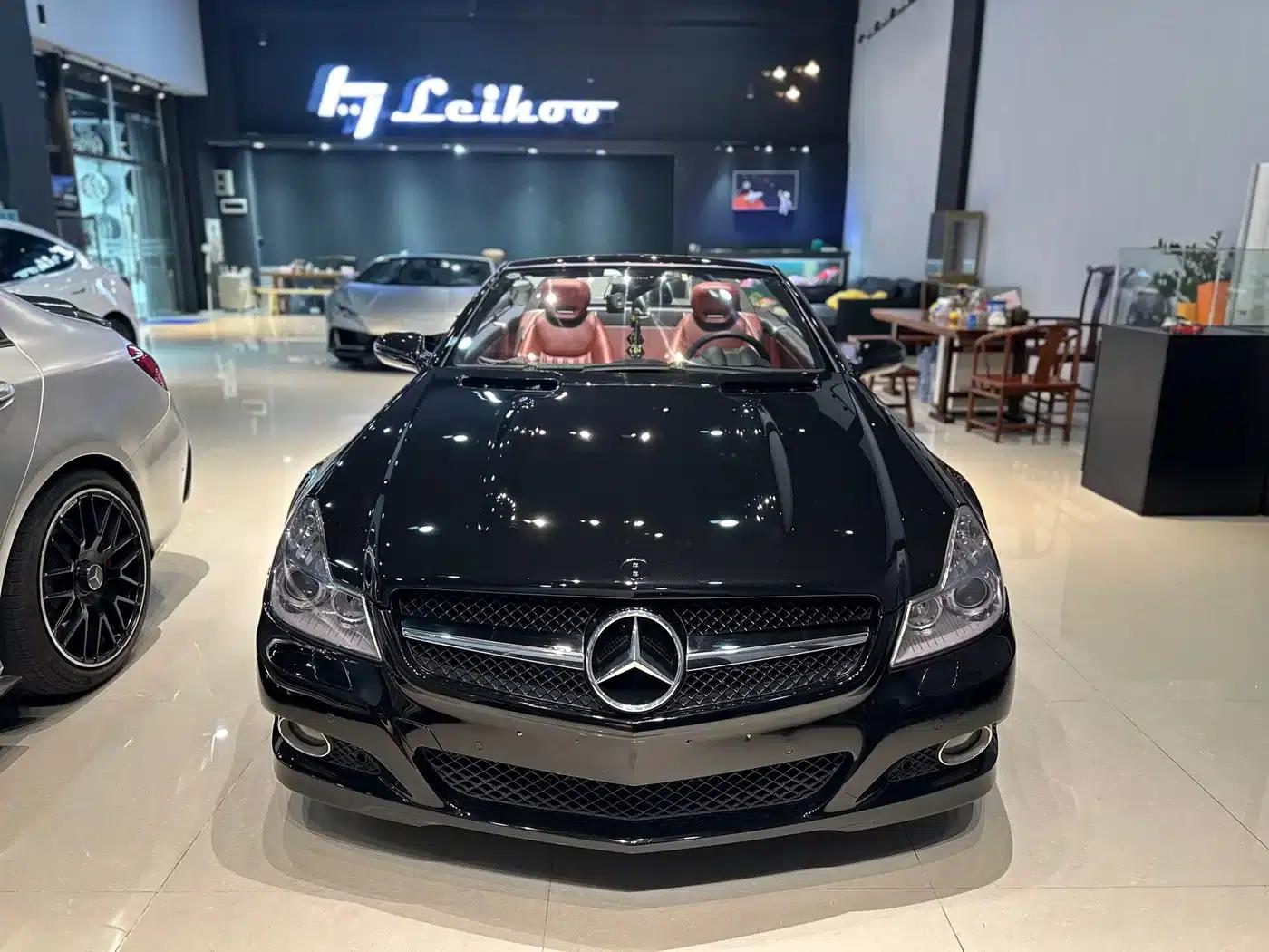 Mercedes-Benz SL-Class 2011 SL 300 Grand Edition — миниатюра 2