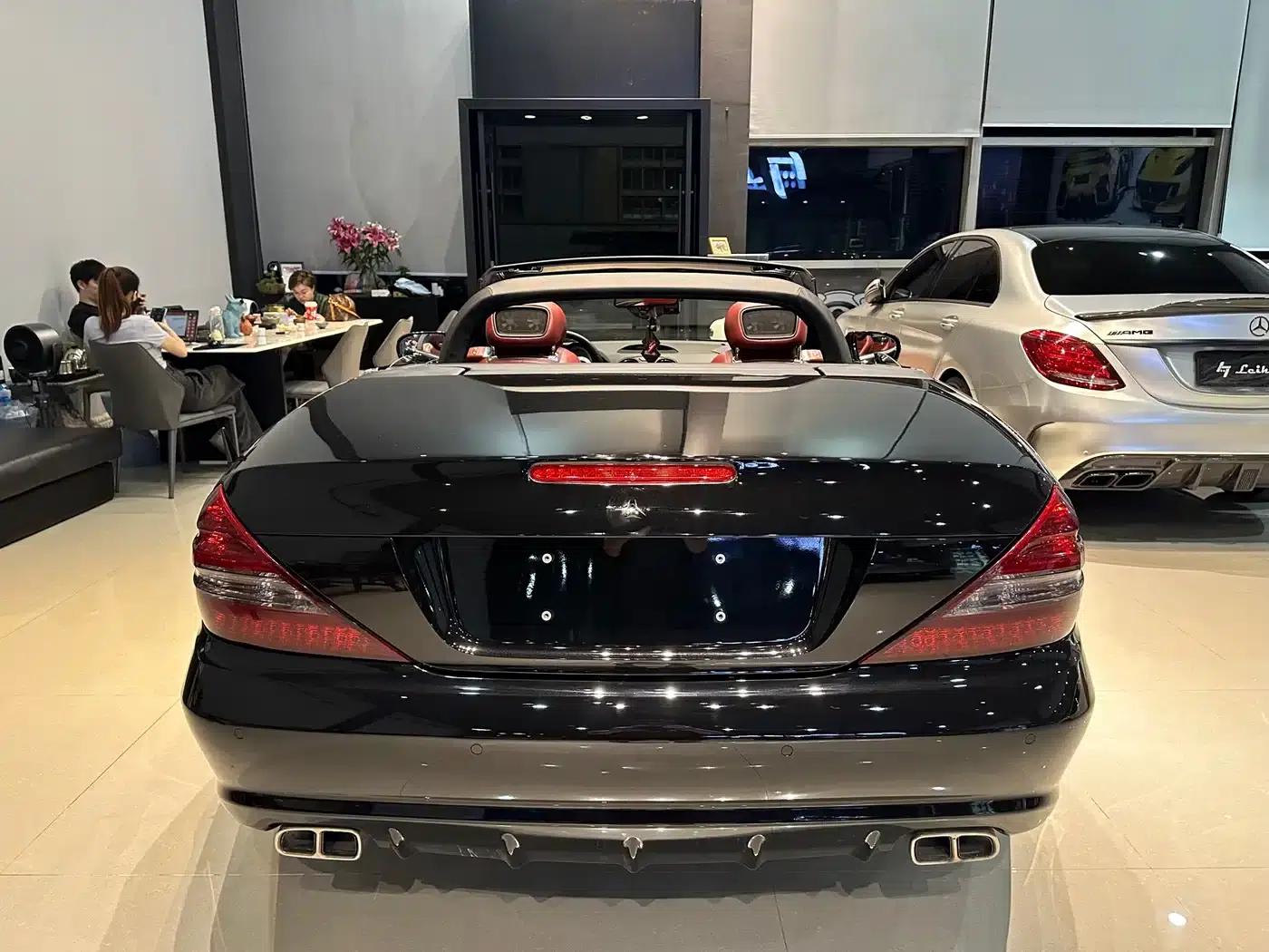 Mercedes-Benz SL-Class 2011 SL 300 Grand Edition — миниатюра 12