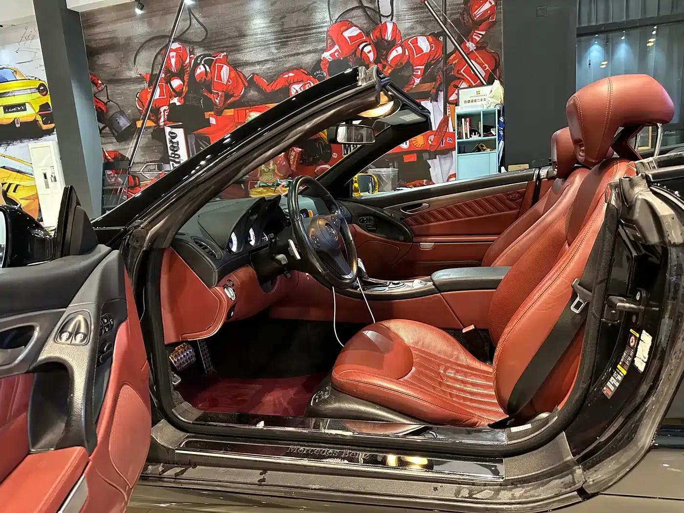 Mercedes-Benz SL-Class 2011 SL 300 Grand Edition — миниатюра 3