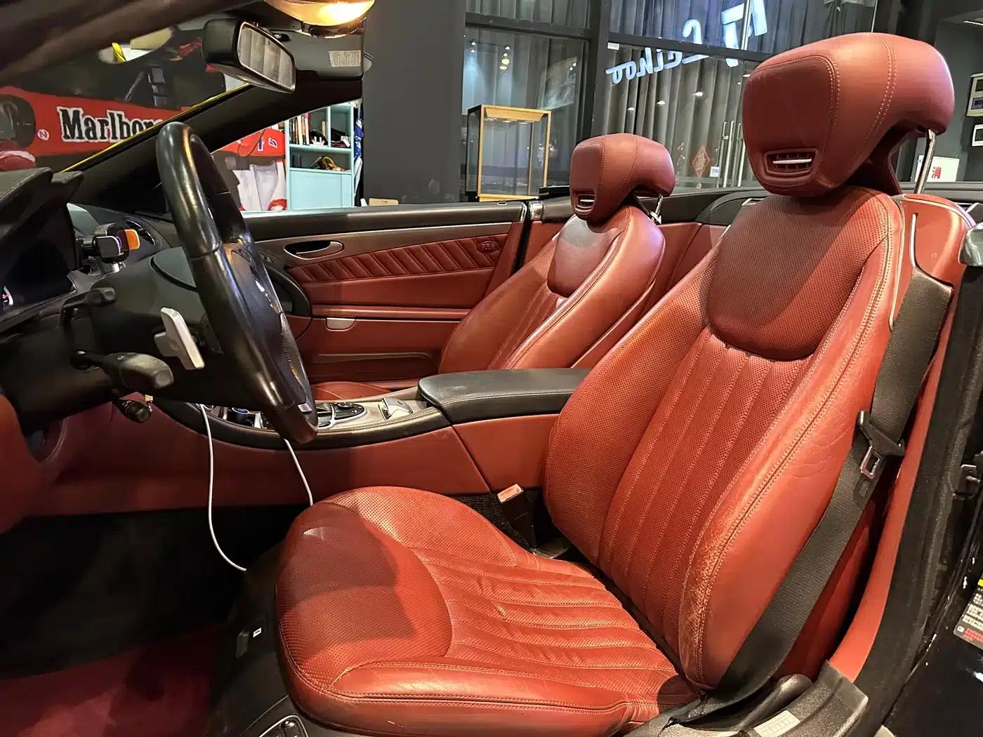 Mercedes-Benz SL-Class 2011 SL 300 Grand Edition — миниатюра 4