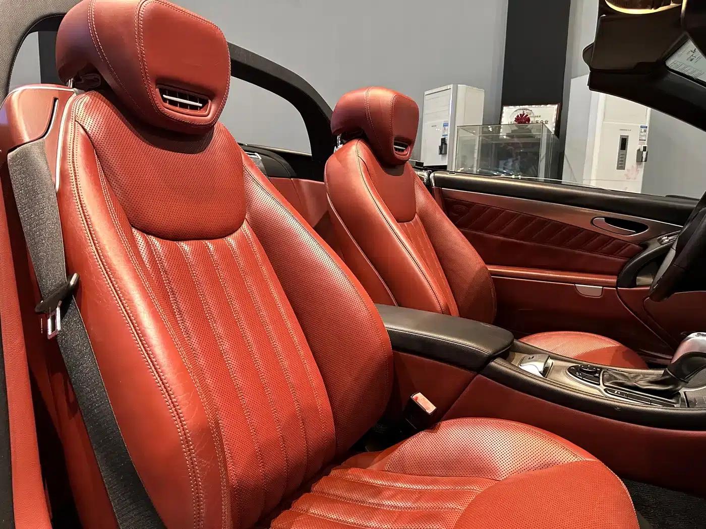 Mercedes-Benz SL-Class 2011 SL 300 Grand Edition — миниатюра 10