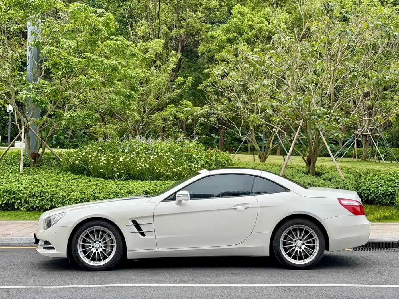 Mercedes-Benz SL-Class 2013 SL 350 Fashion Edition — миниатюра 3
