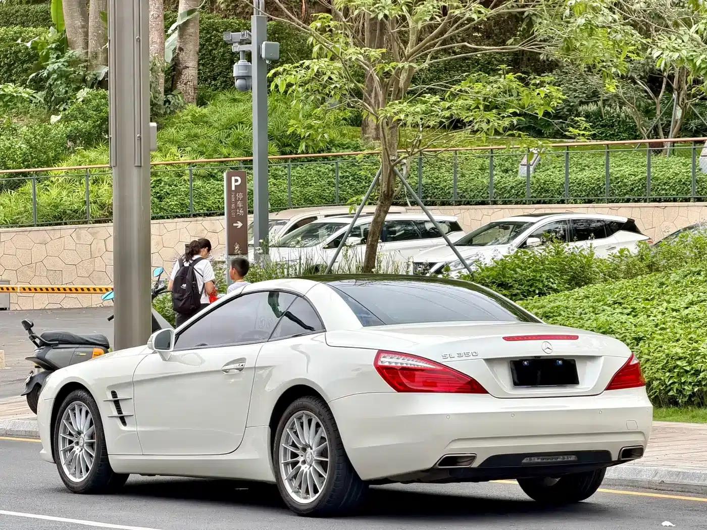 Mercedes-Benz SL-Class 2013 SL 350 Fashion Edition — миниатюра 4