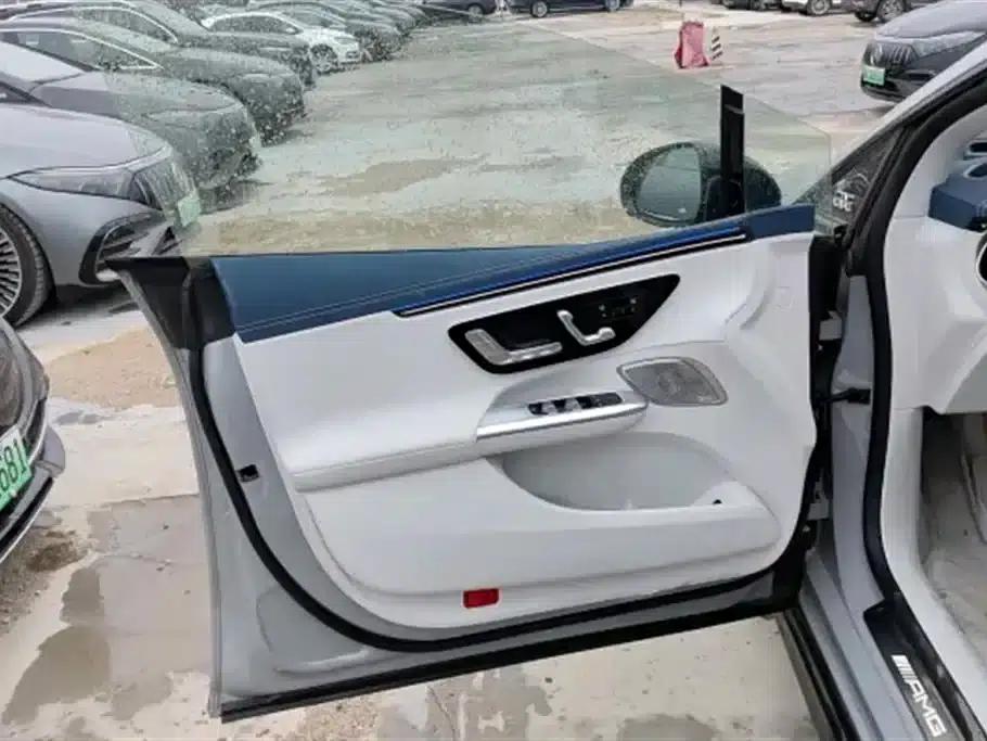 2023 Mercedes-Benz EQE AMG 53 4MATIC+ — миниатюра 3