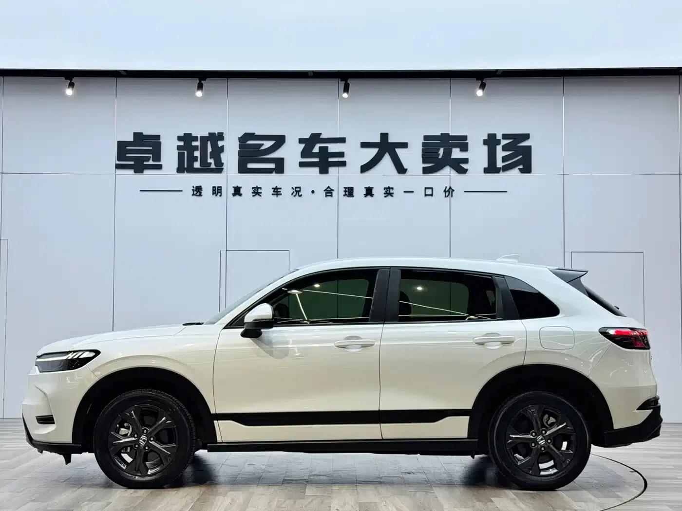 Honda HR-V 2023 240TURBO Sporty Edition — миниатюра 2