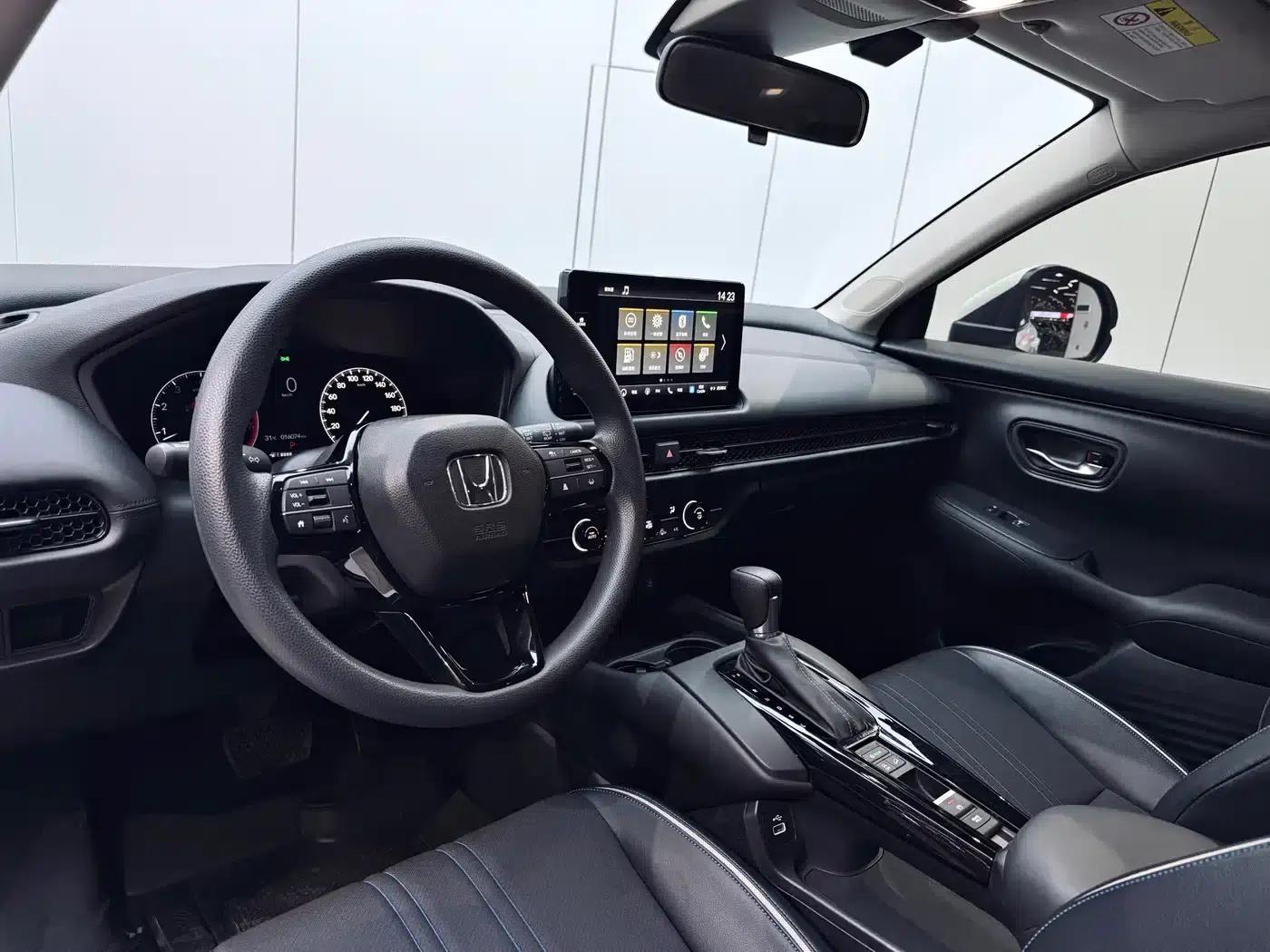 Honda HR-V 2023 240TURBO Sporty Edition — миниатюра 19