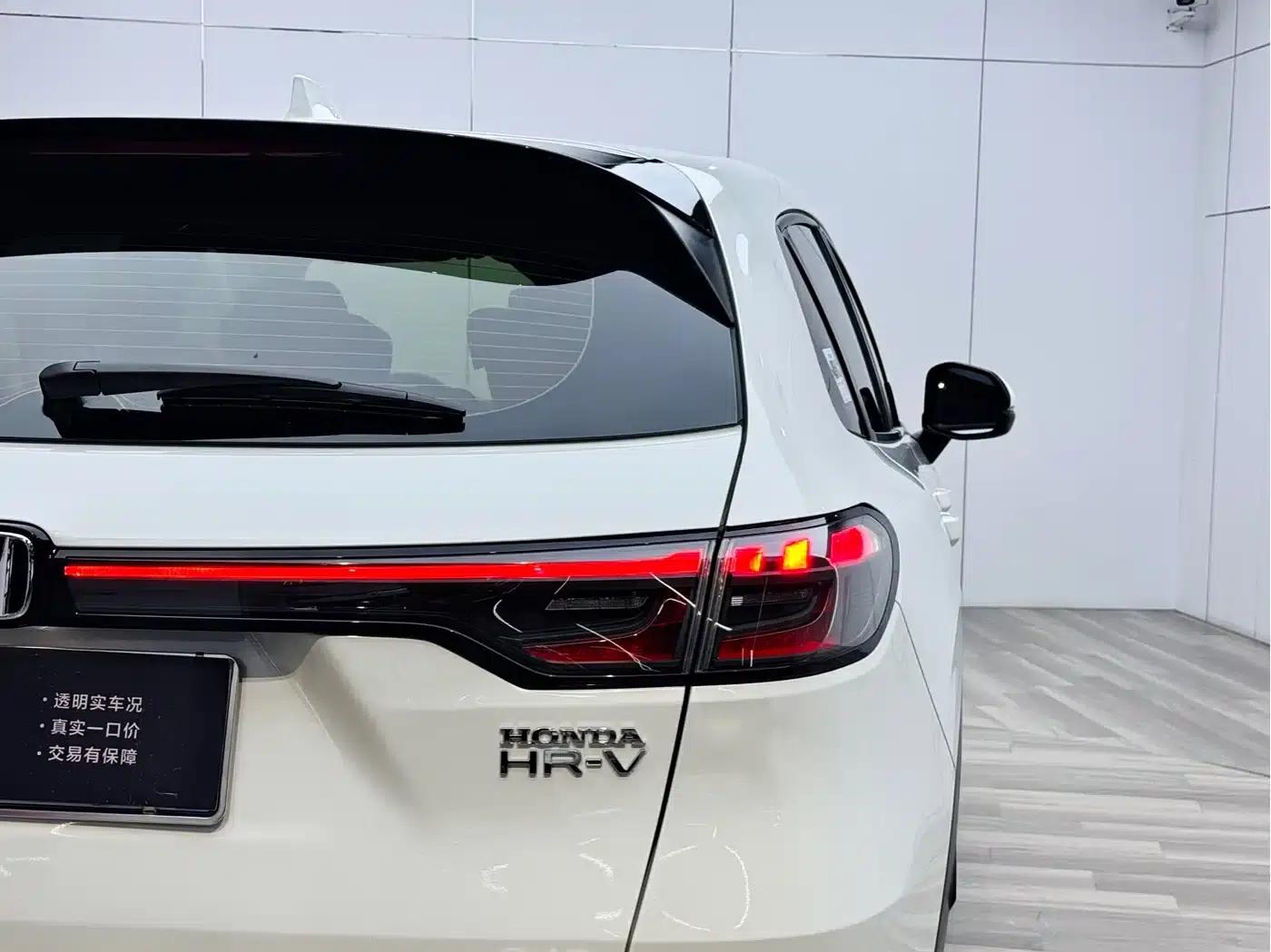 Honda HR-V 2023 240TURBO Sporty Edition — миниатюра 27