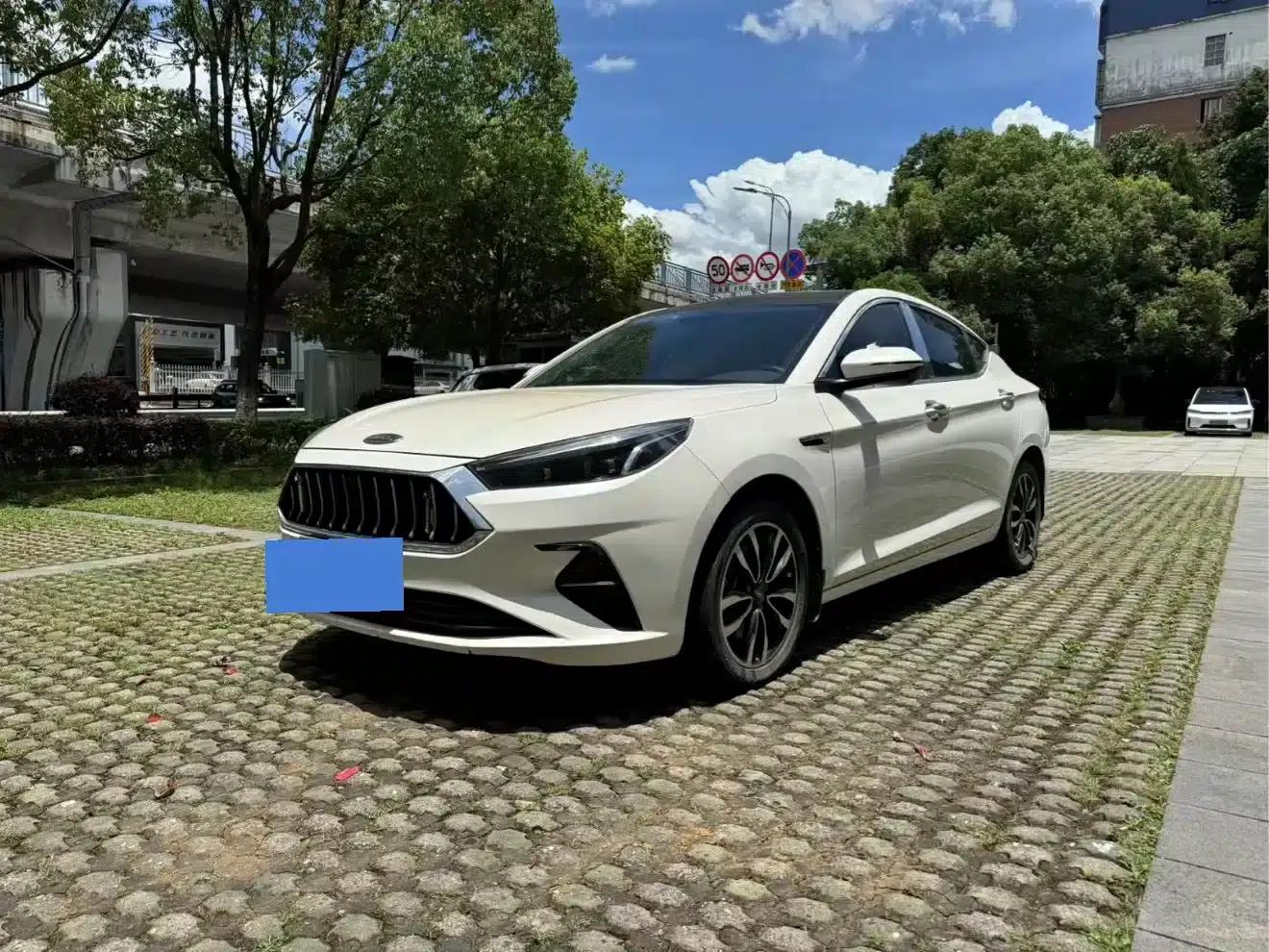 Sihao A5 2021 1.5T CVT Luxury Intelligent Edition — миниатюра 1
