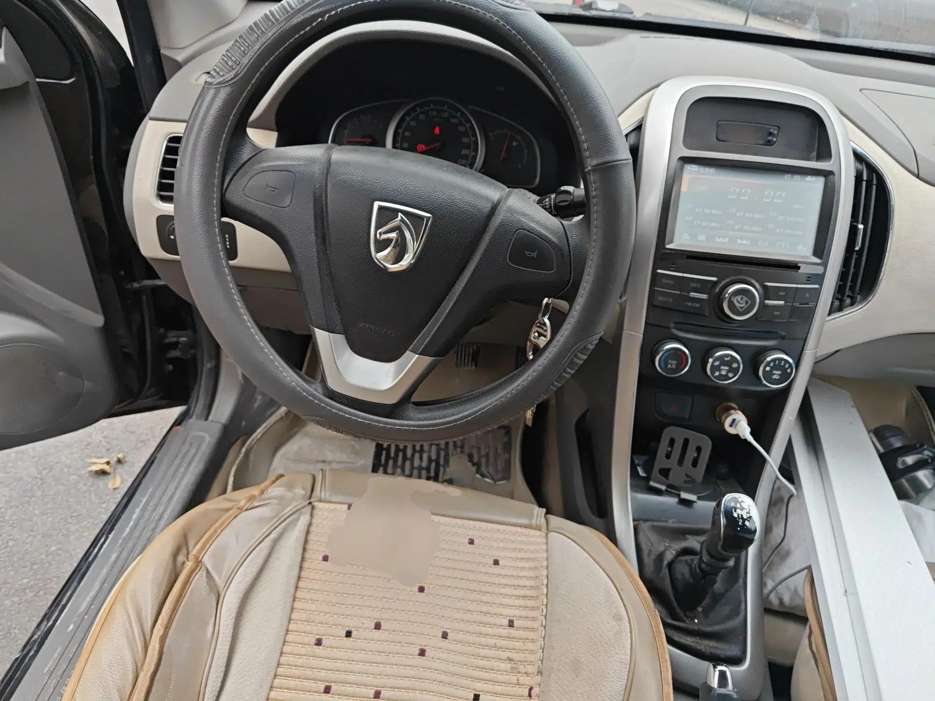 Baojun 630 2012 1.5L DVVT manual comfort version — миниатюра 11