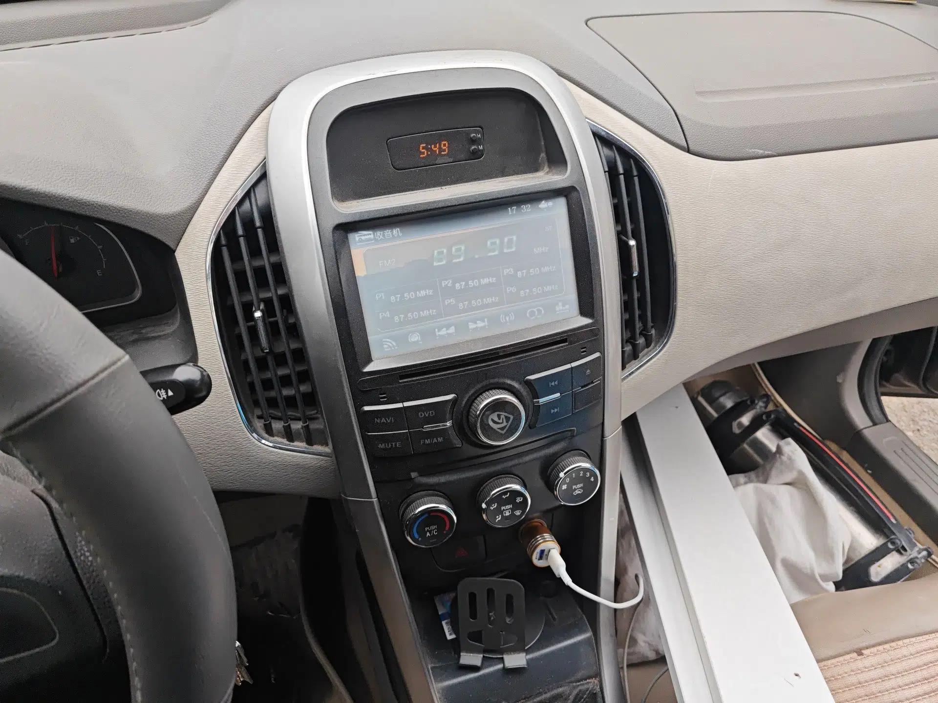 Baojun 630 2012 1.5L DVVT manual comfort version — миниатюра 14