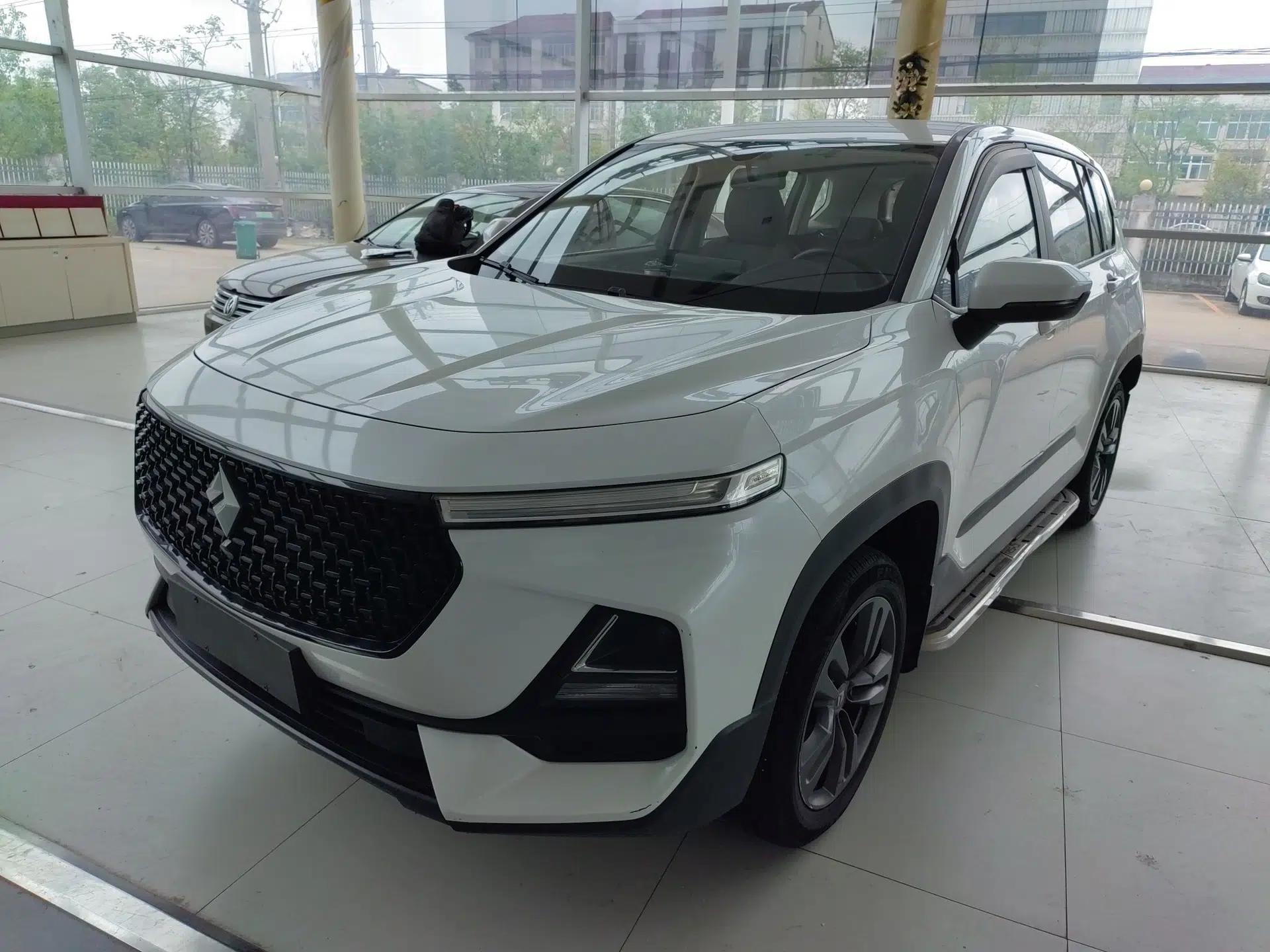 Baojun RS-5 2019 1.5T Manual Super Connectivity Version China VI — миниатюра 1