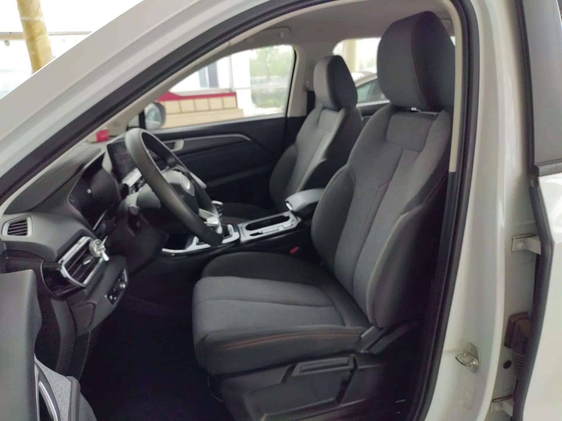Baojun RS-5 2019 1.5T Manual Super Connectivity Version China VI — миниатюра 18