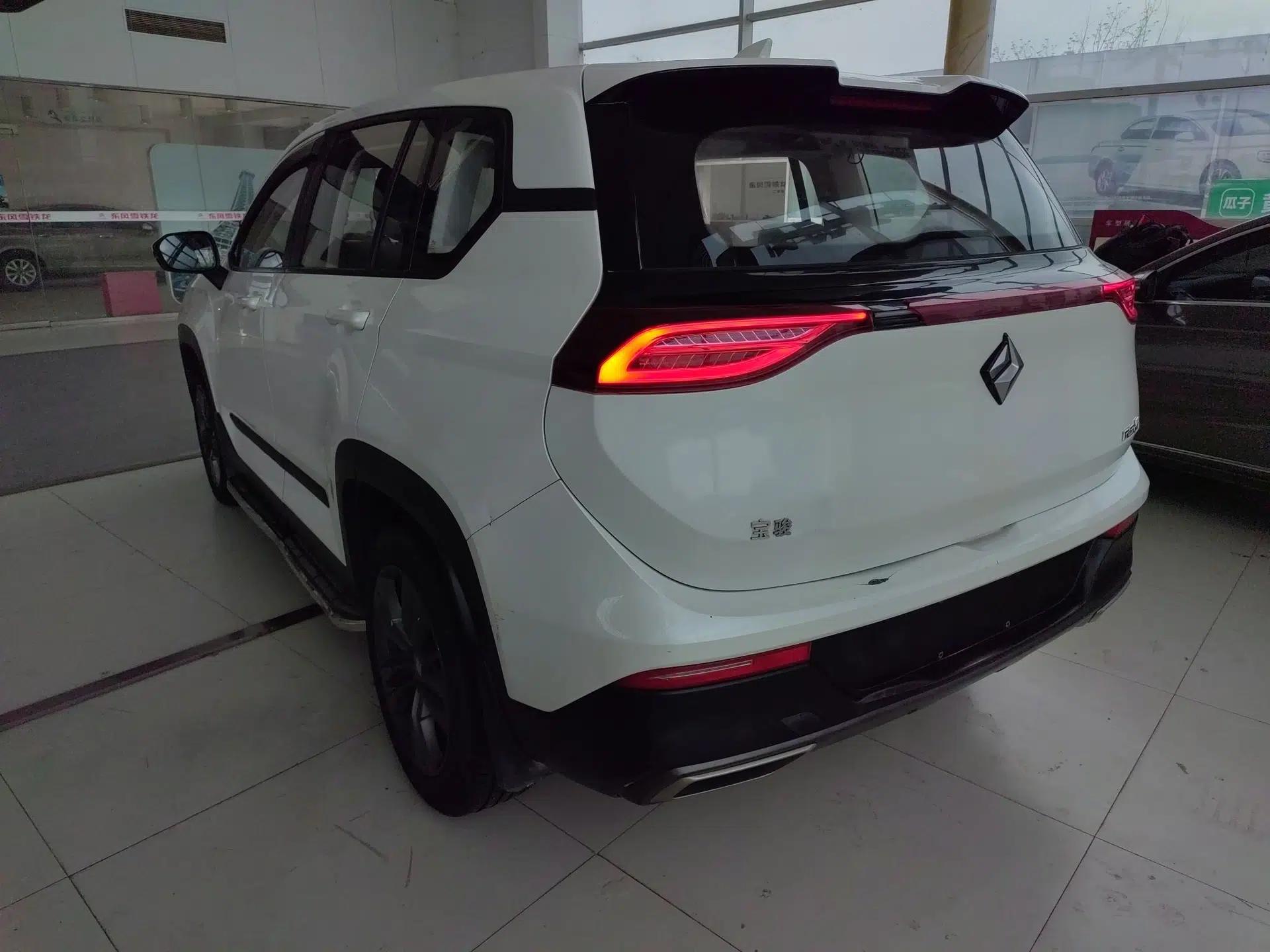 Baojun RS-5 2019 1.5T Manual Super Connectivity Version China VI — миниатюра 4
