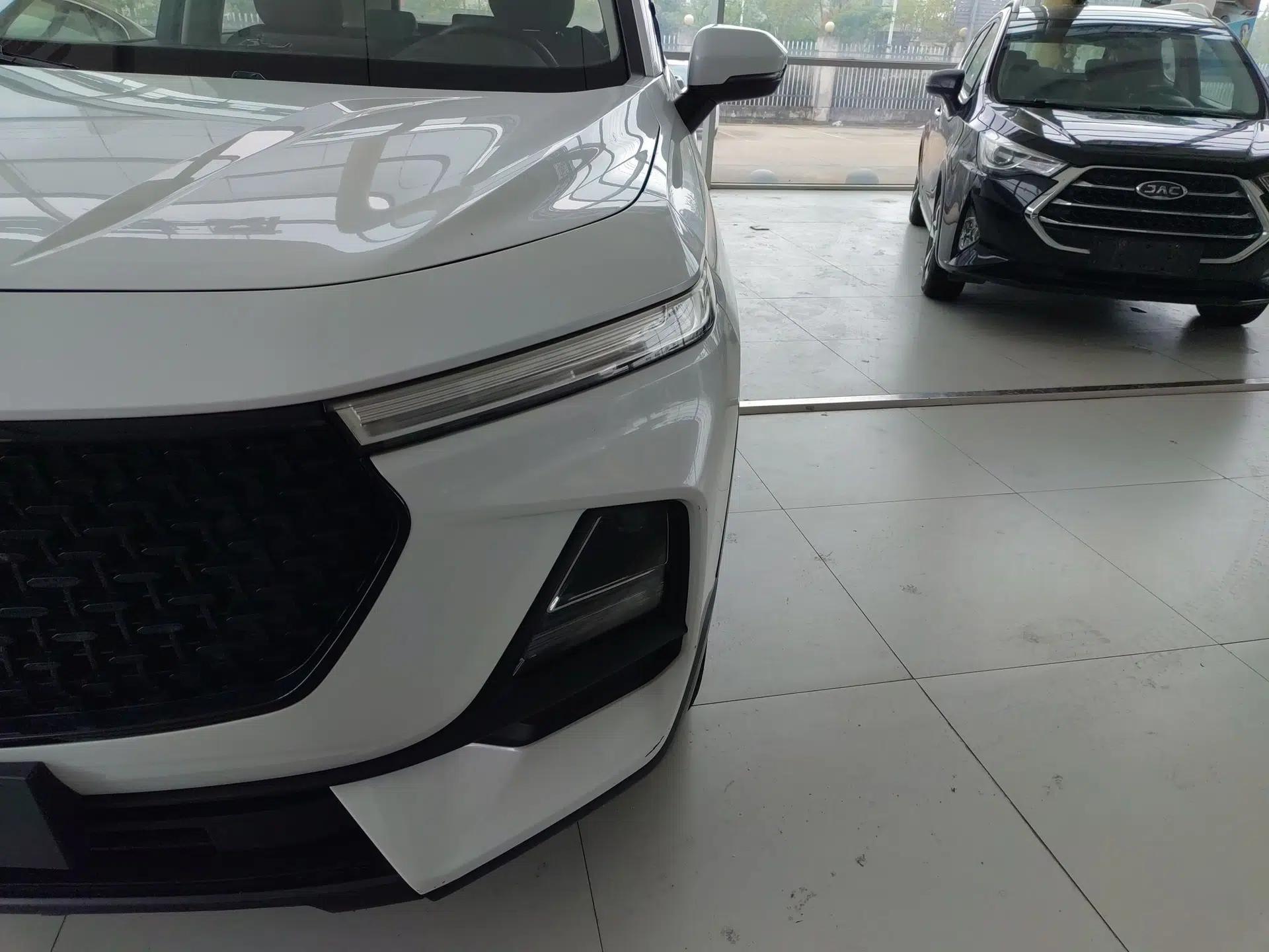 Baojun RS-5 2019 1.5T Manual Super Connectivity Version China VI — миниатюра 9