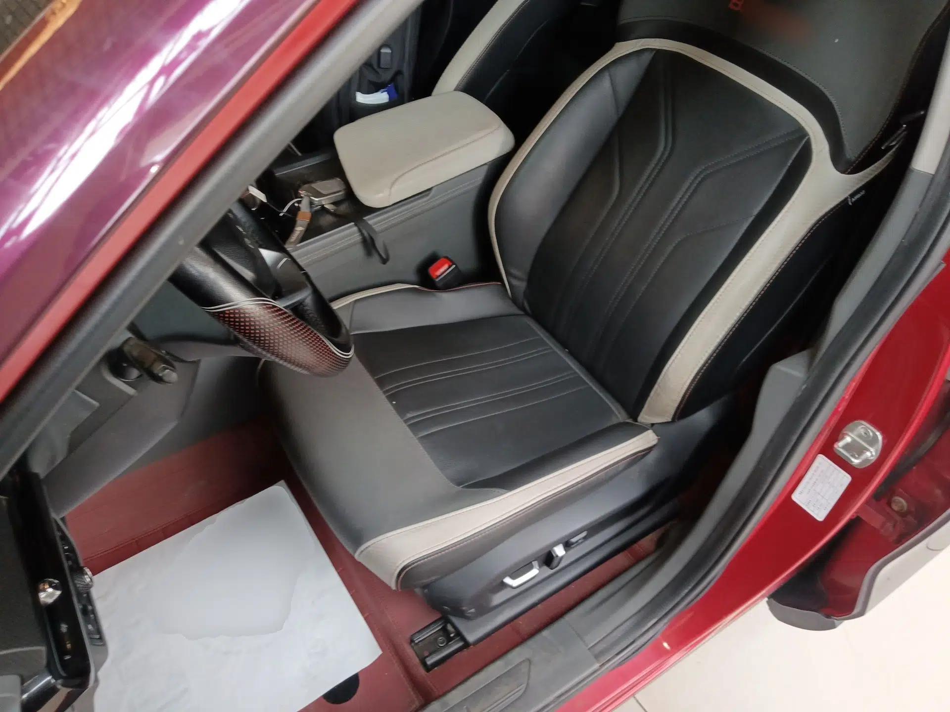 Baojun RC-6 2019 1.5T CVT 24-Hour Online Prestige Edition — миниатюра 18