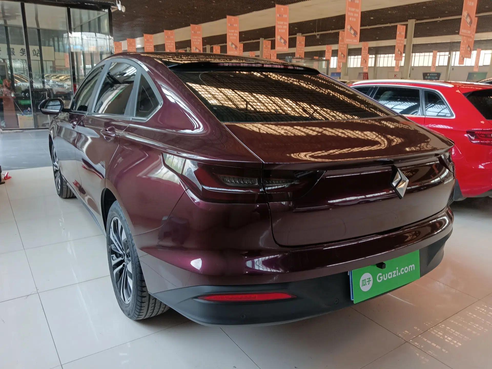 Baojun RC-6 2019 1.5T CVT 24-Hour Online Prestige Edition — миниатюра 4