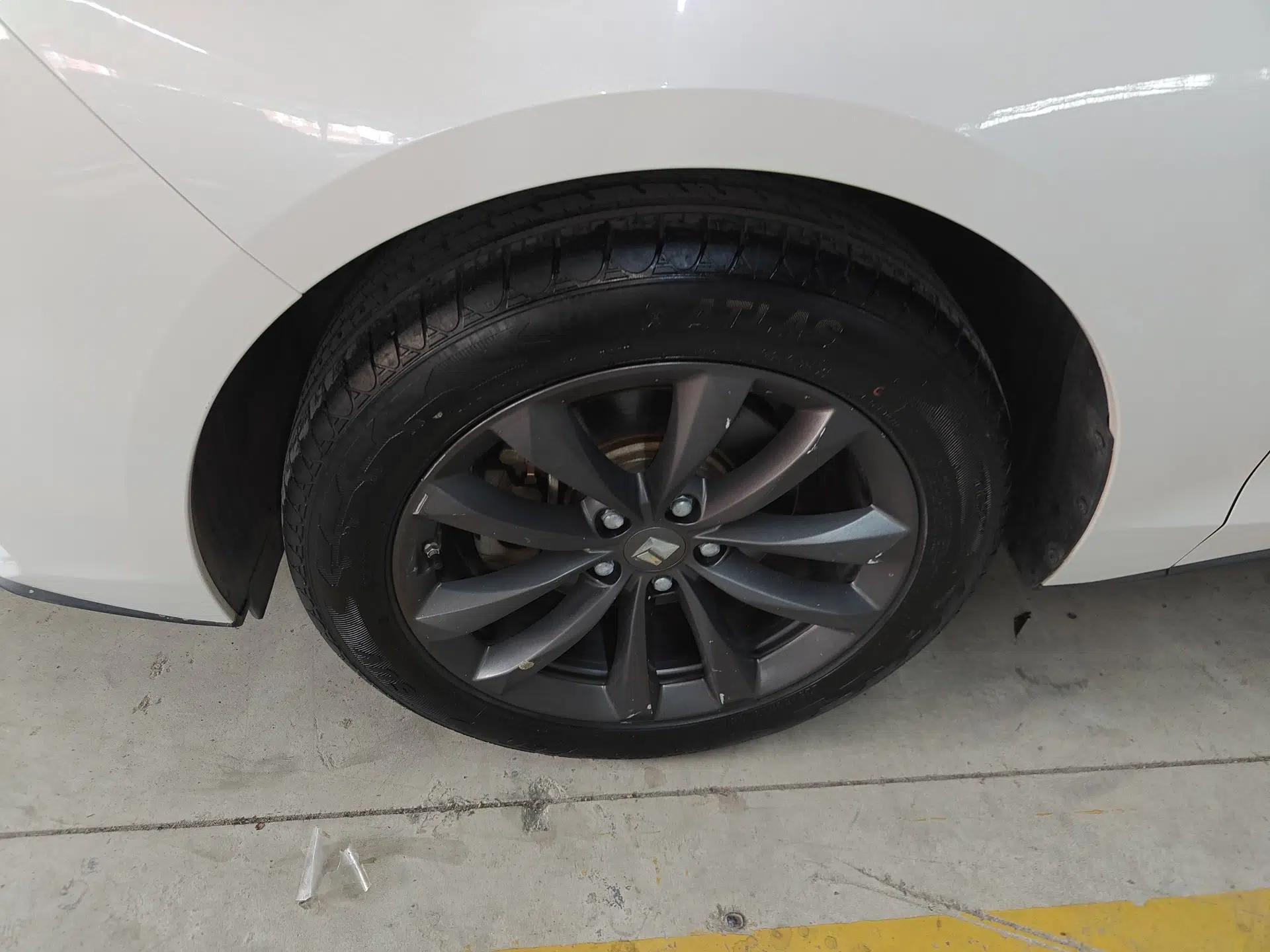 Baojun RC-6 2019 1.5T CVT Elite Version with 24-Hour Online Service — миниатюра 9