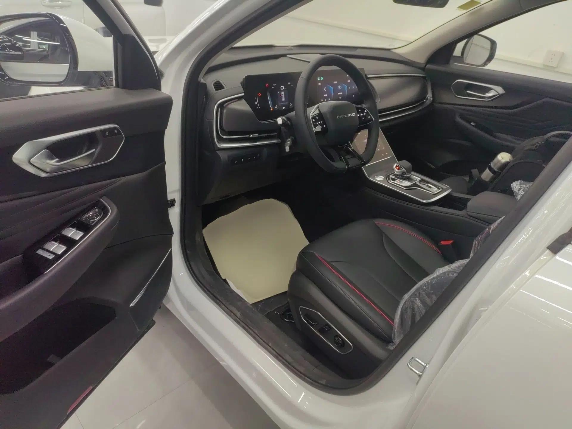 BAIC Beijing X7 2023 1.5TD DCT Premium+ Edition — миниатюра 19