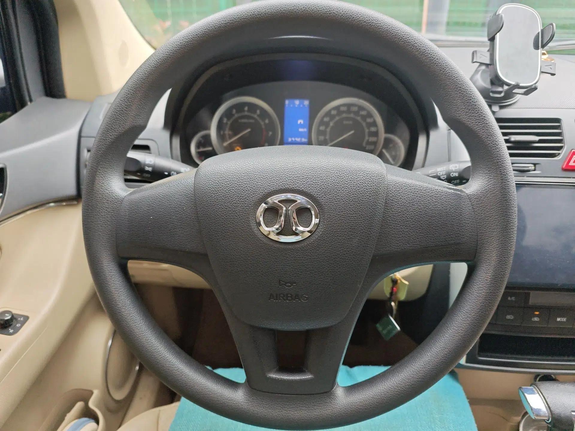 BAIC E Series 2013 Hatchback 1.5L Automatic Lotte Edition — миниатюра 11