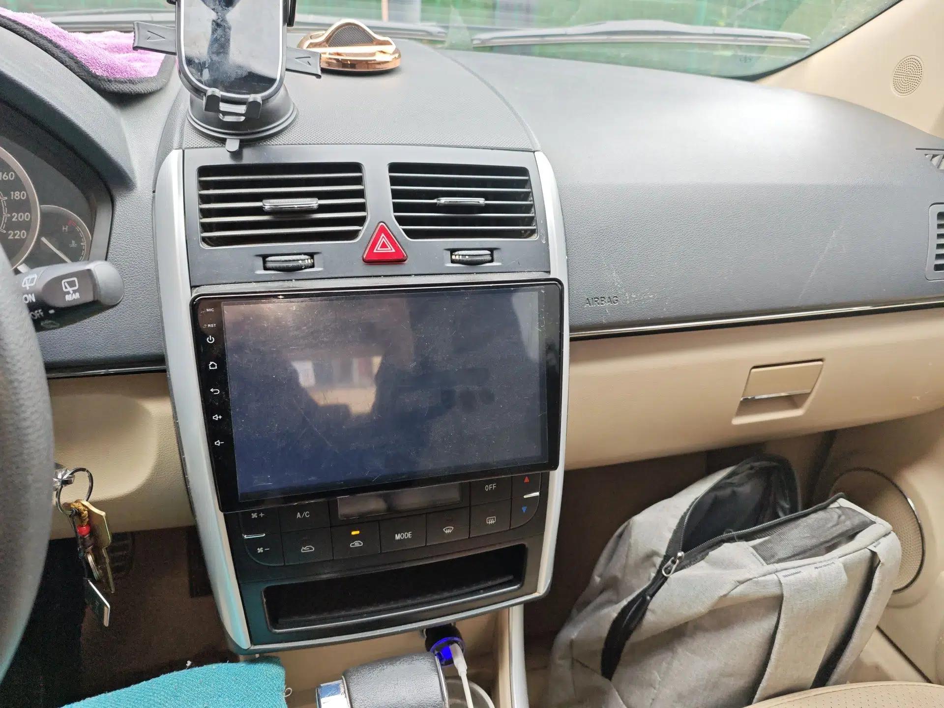 BAIC E Series 2013 Hatchback 1.5L Automatic Lotte Edition — миниатюра 14