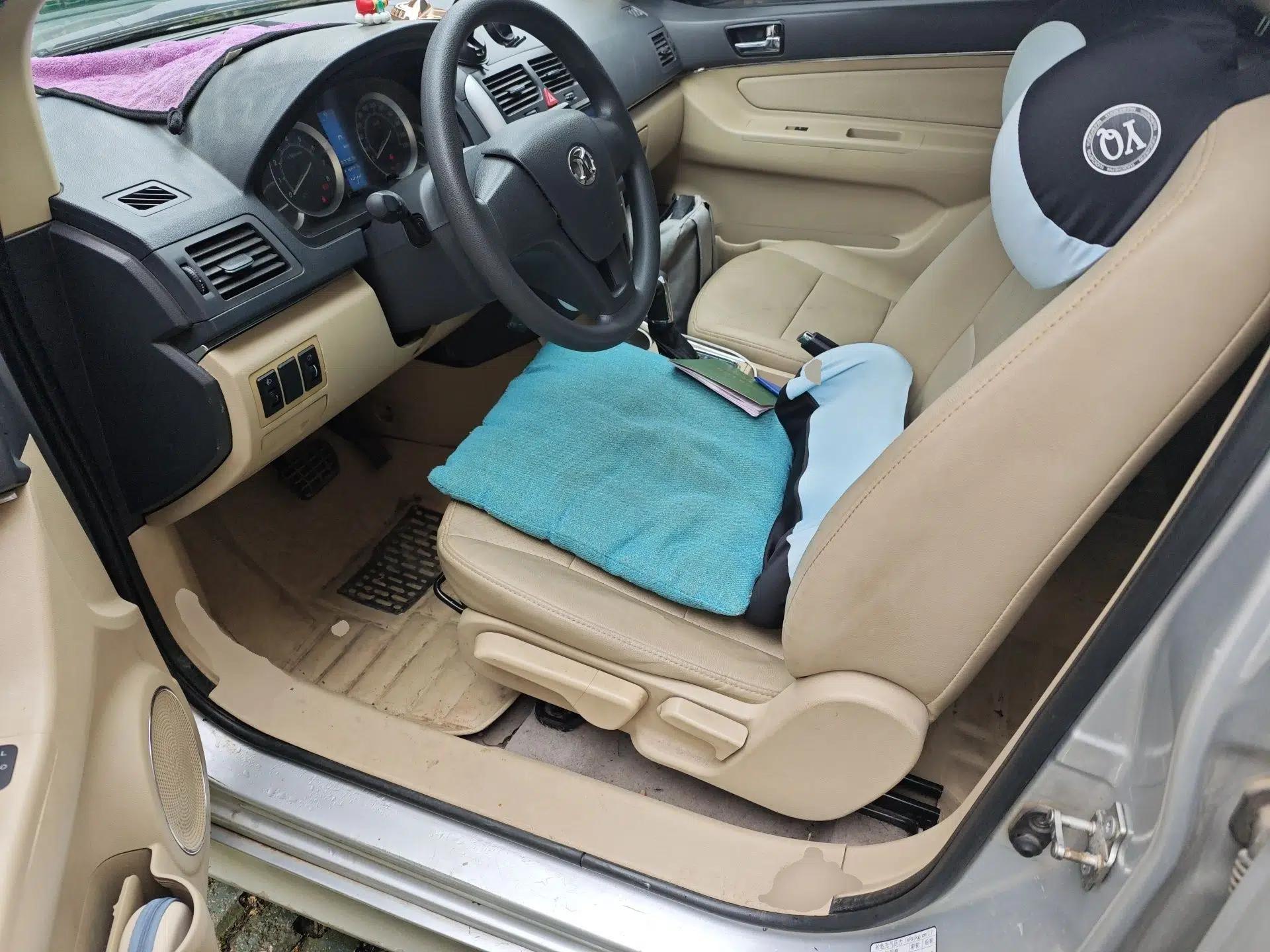 BAIC E Series 2013 Hatchback 1.5L Automatic Lotte Edition — миниатюра 17